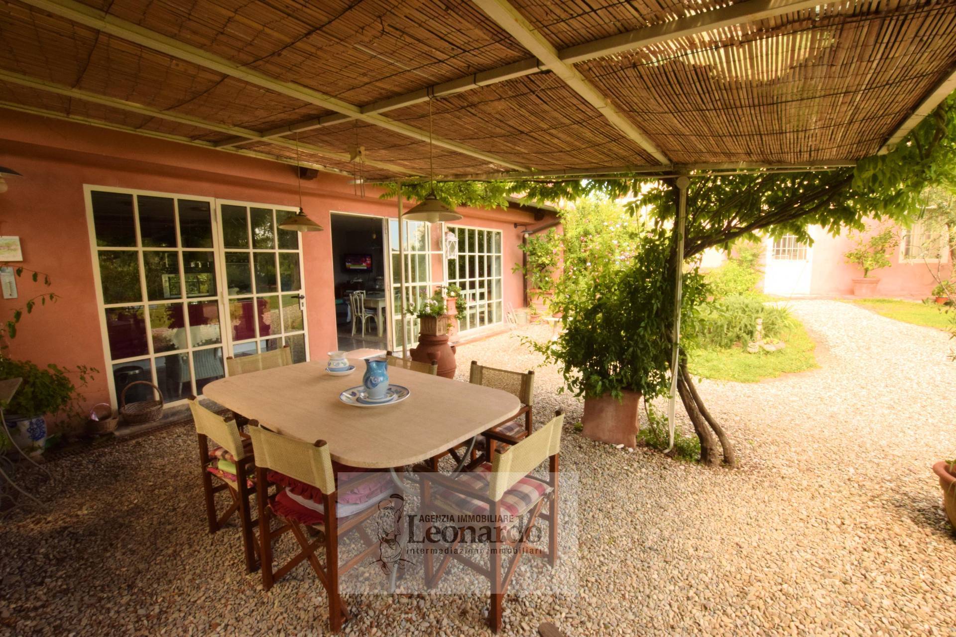 Villa in vendita a Massarosa, Bargecchia