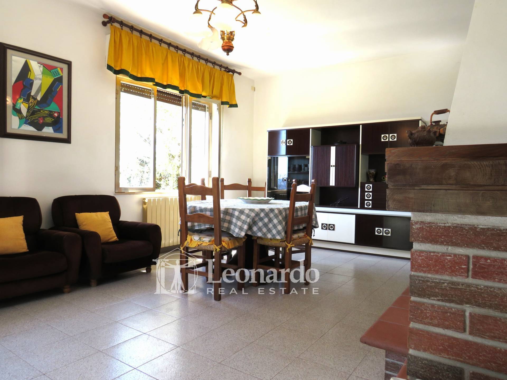 Villa in vendita a Massarosa, Corsanico