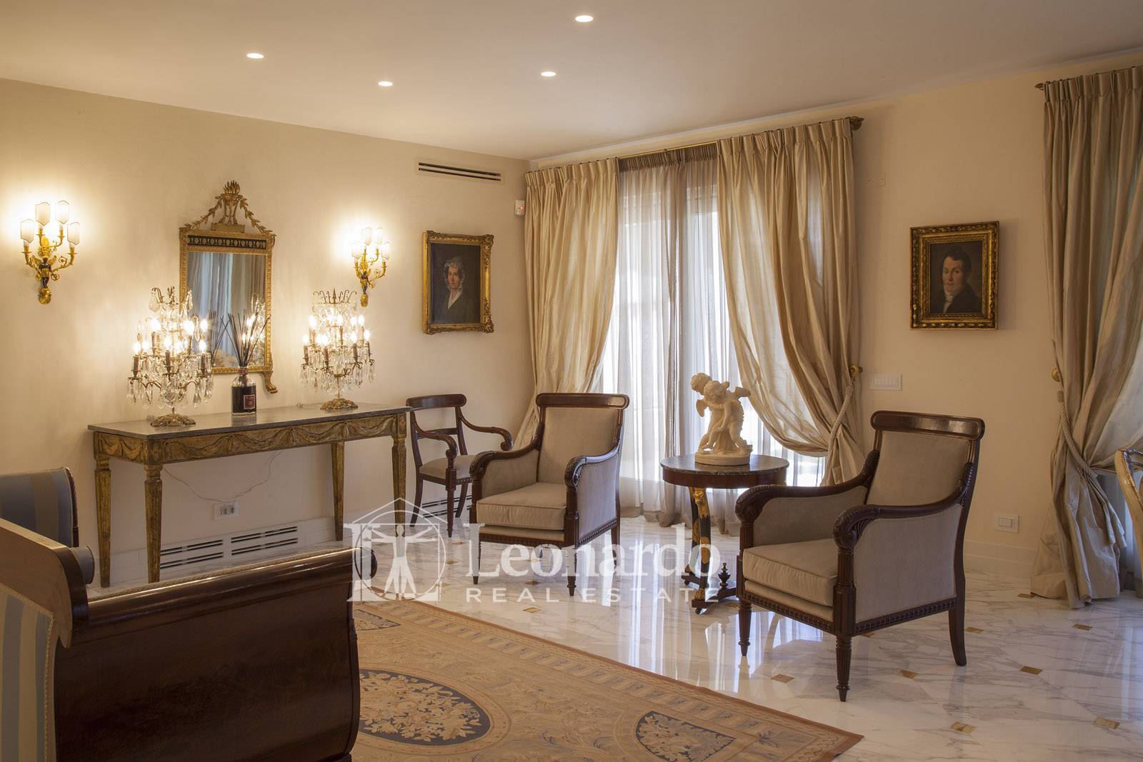 Villa in vendita a Forte dei Marmi, Centro