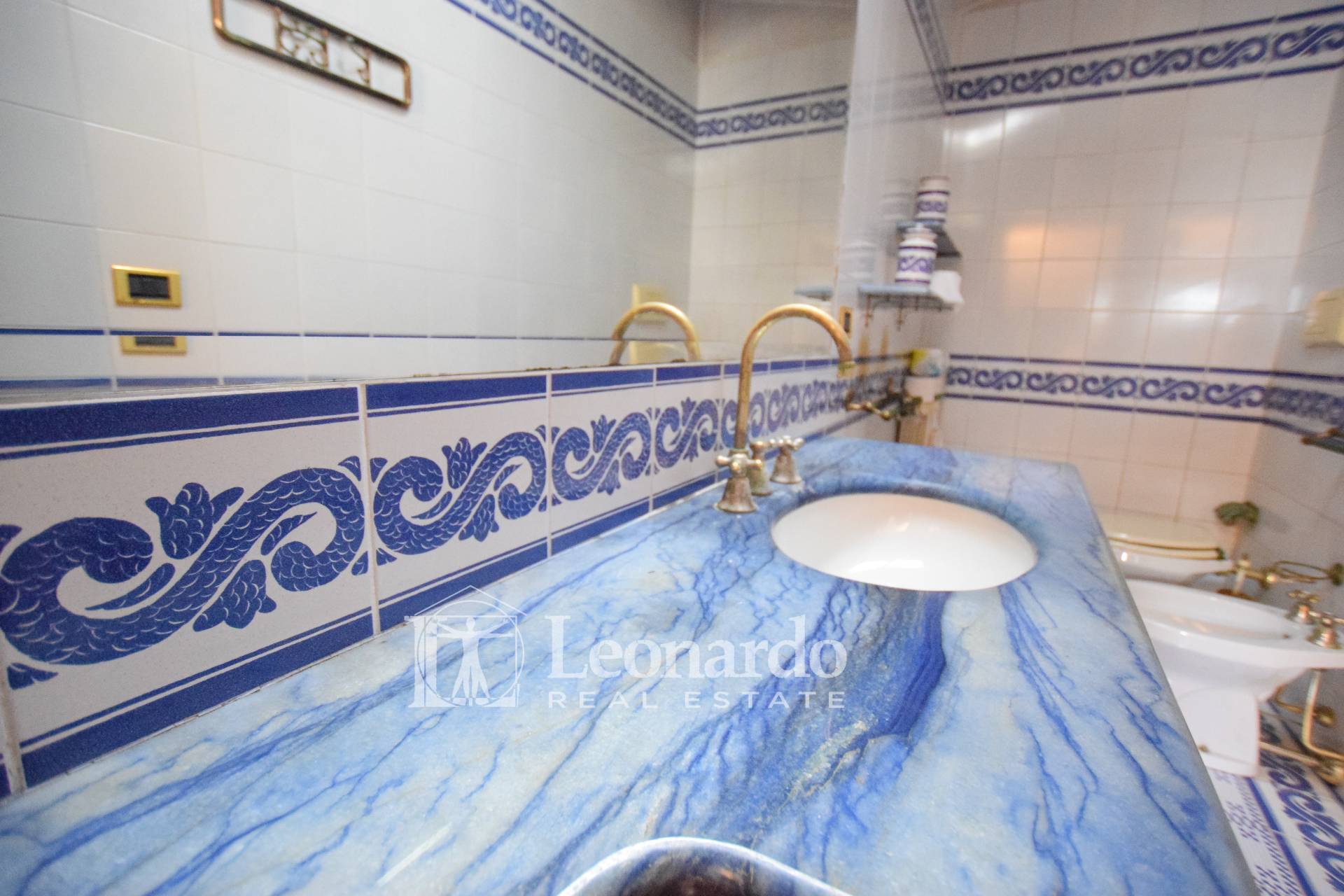 Appartamento in vendita a Viareggio, Centro