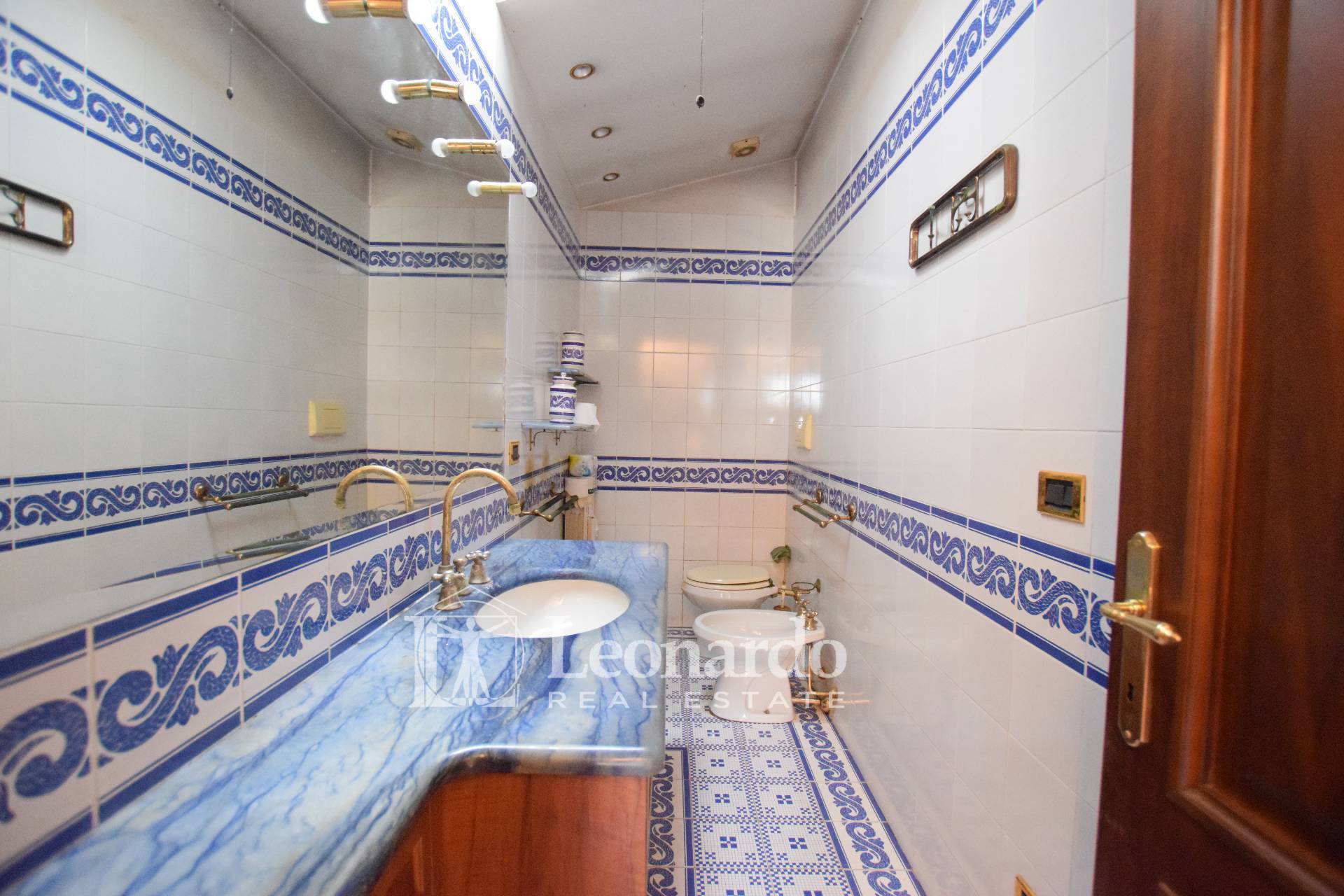 Appartamento in vendita a Viareggio, Centro