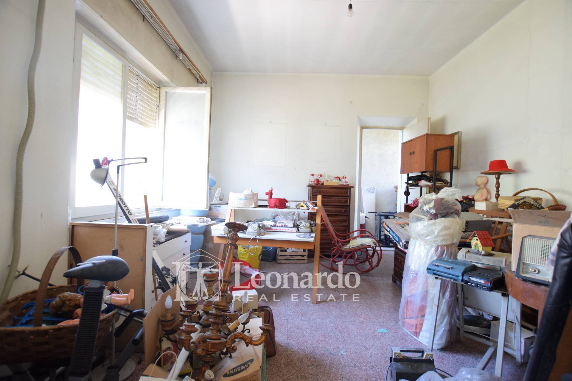 Appartamento indipendente in vendita a Pietrasanta, Centro Storico