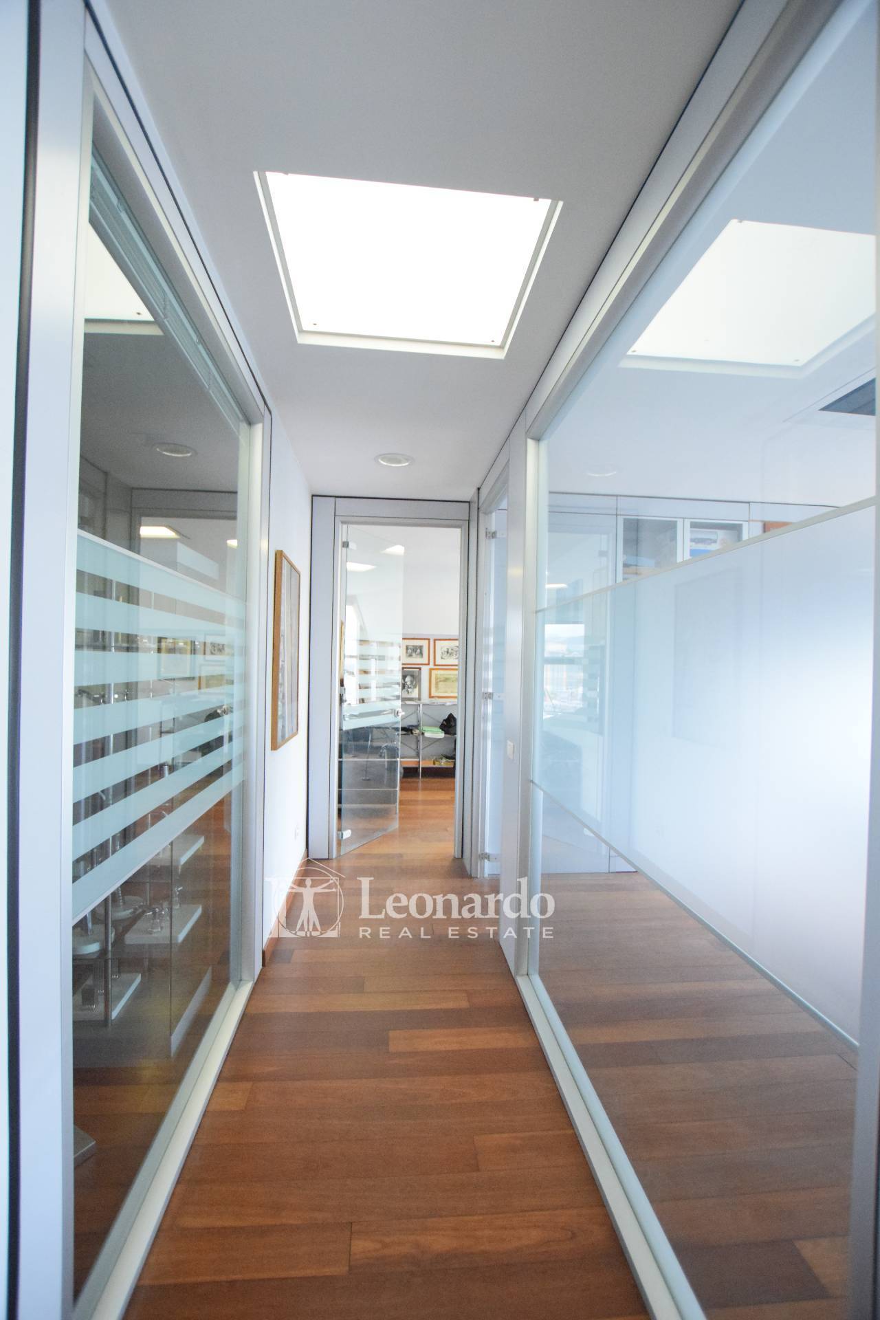 Ufficio in vendita a Viareggio, Bicchio