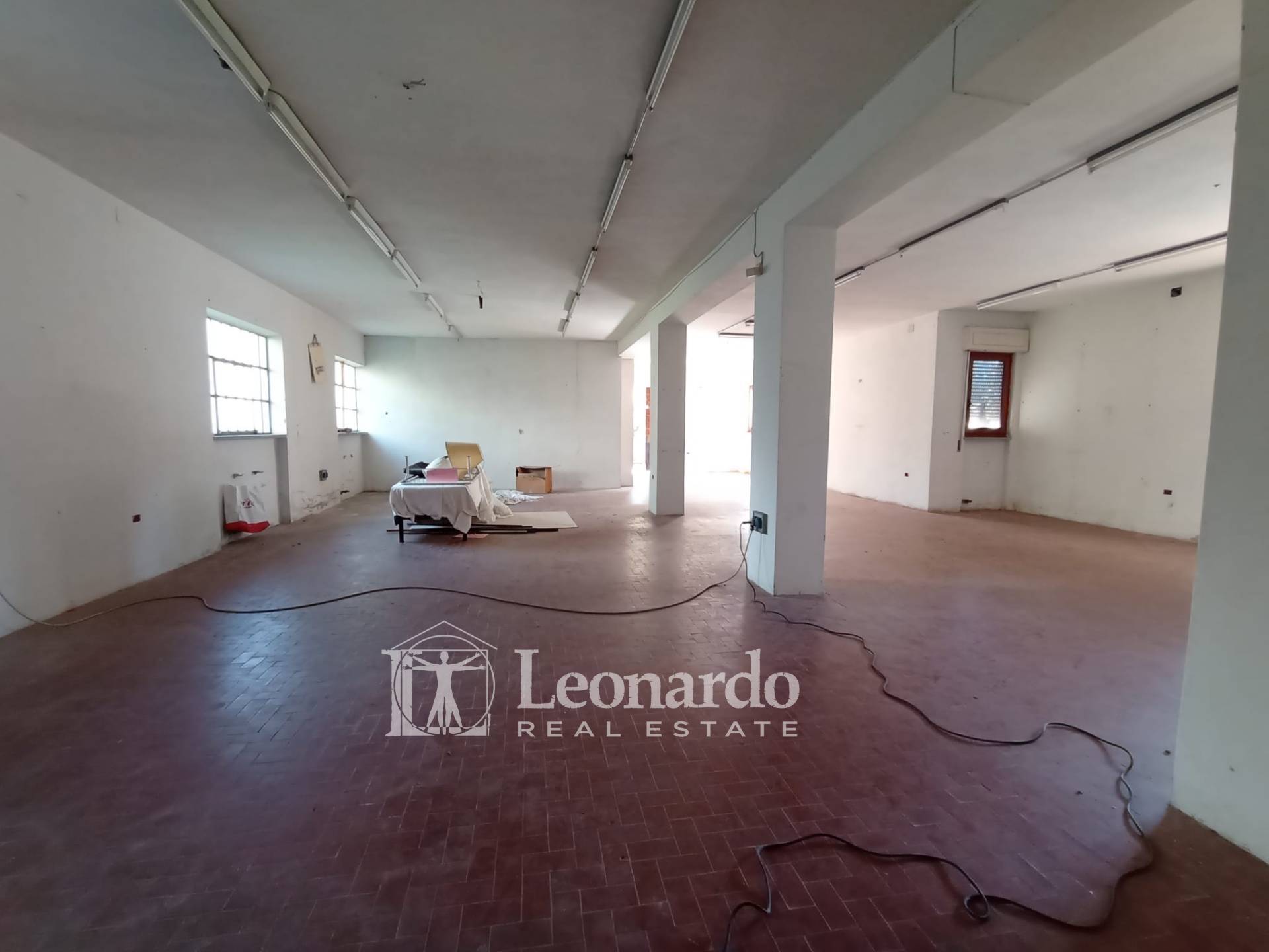 Locale commerciale in vendita a Massarosa, Massarosa