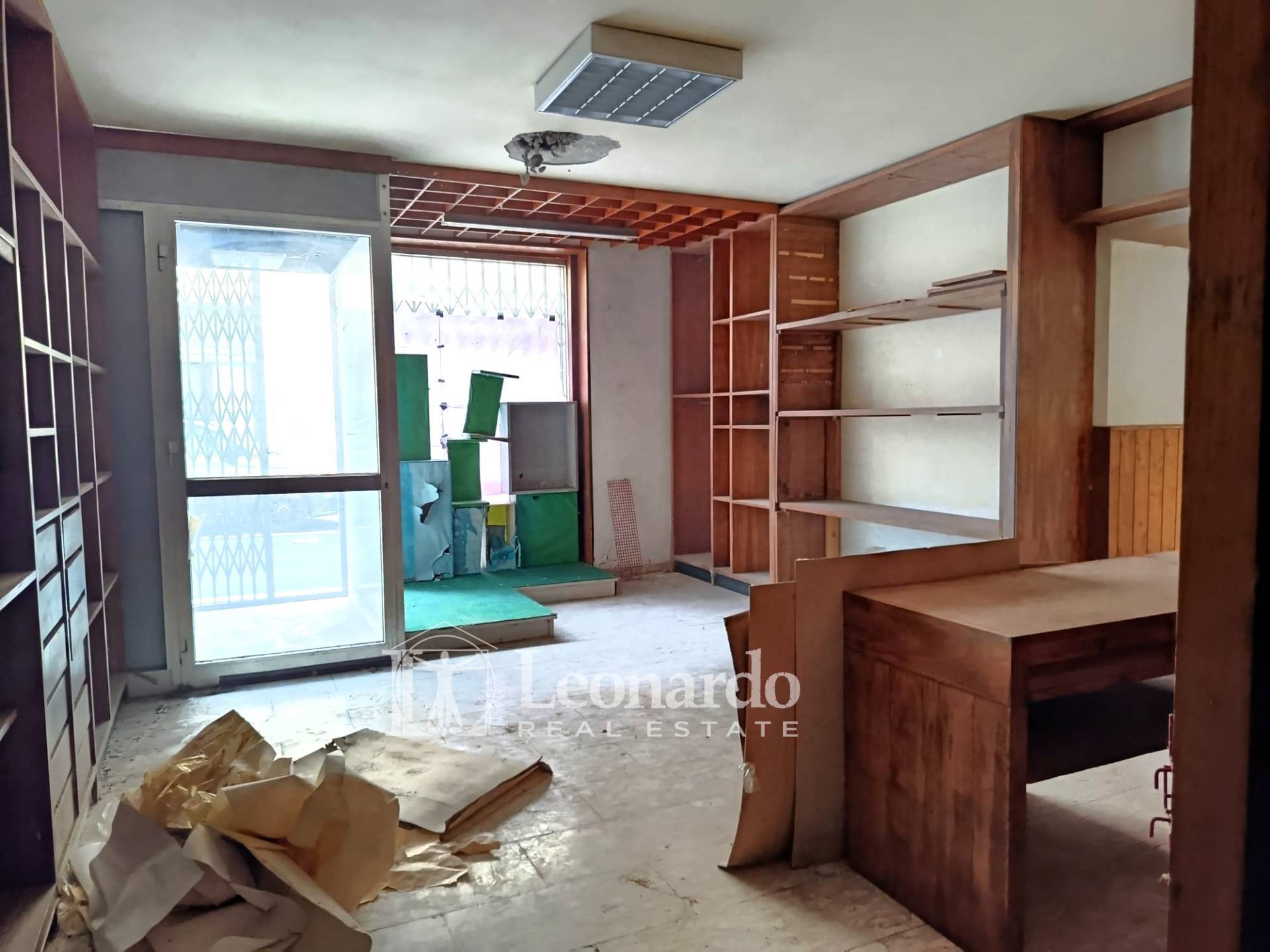 Locale commerciale in vendita a Massarosa, Bozzano