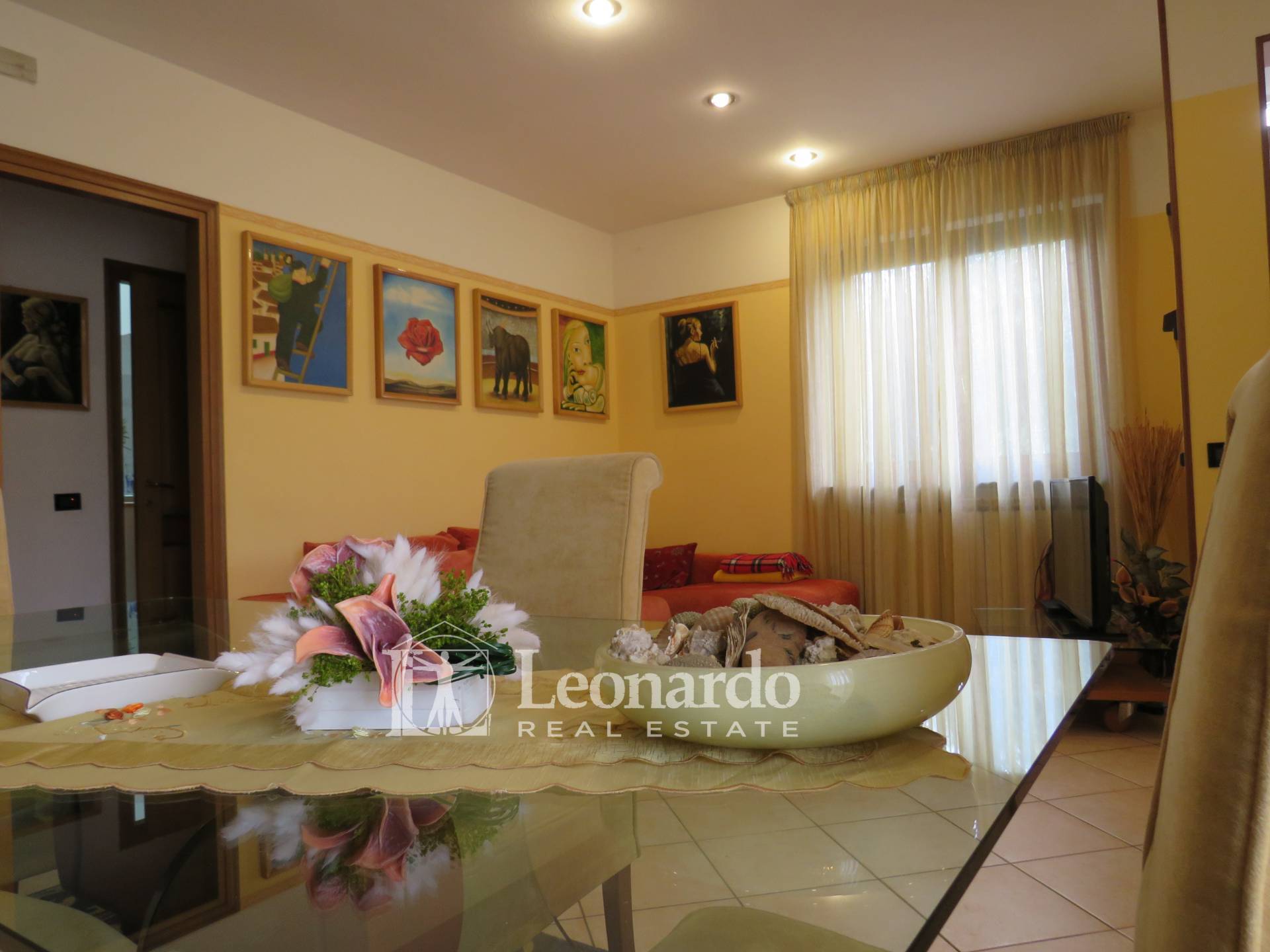 Villa in vendita a Massarosa, Bozzano