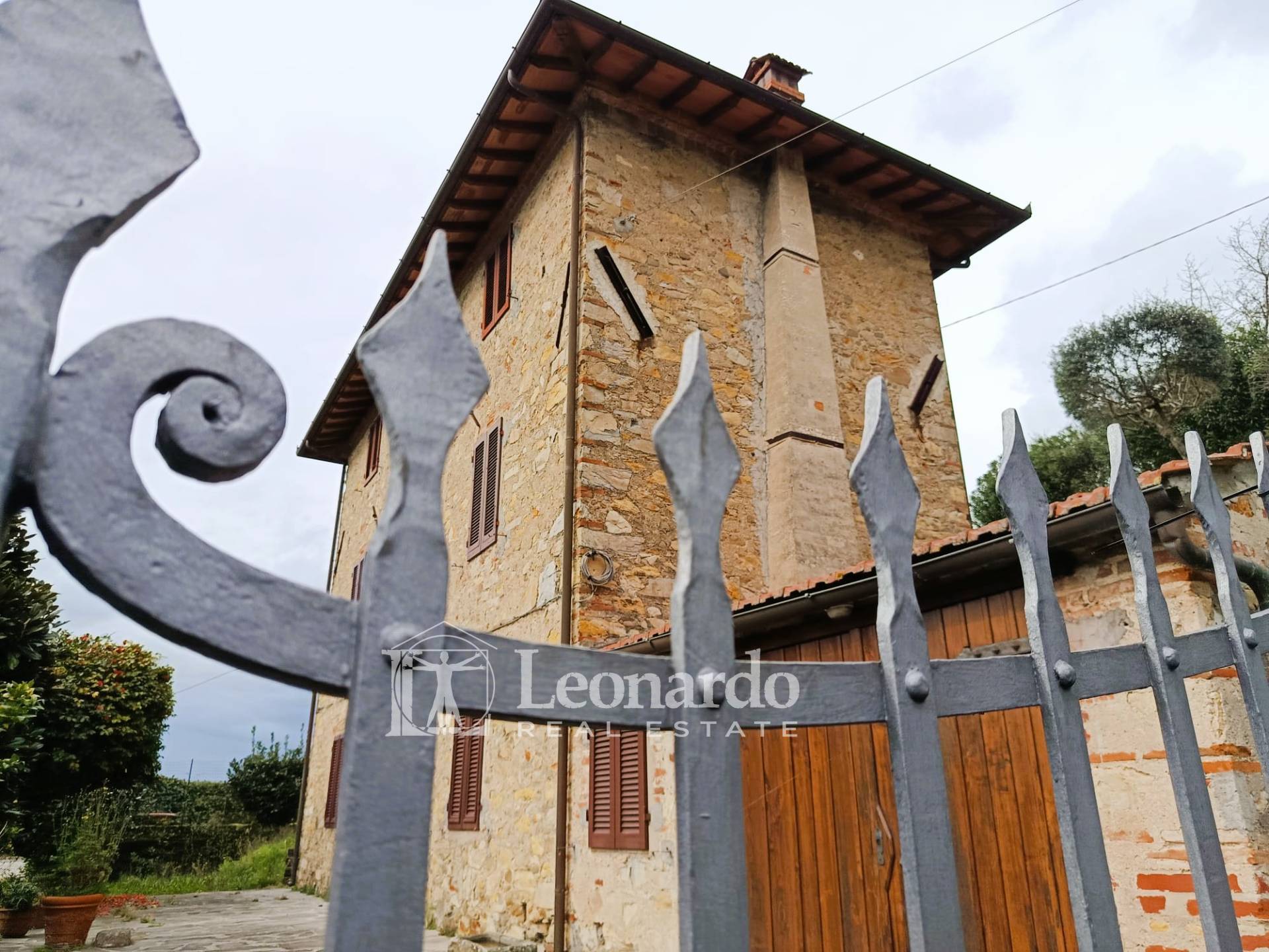Rustico in vendita a Camaiore, Collina