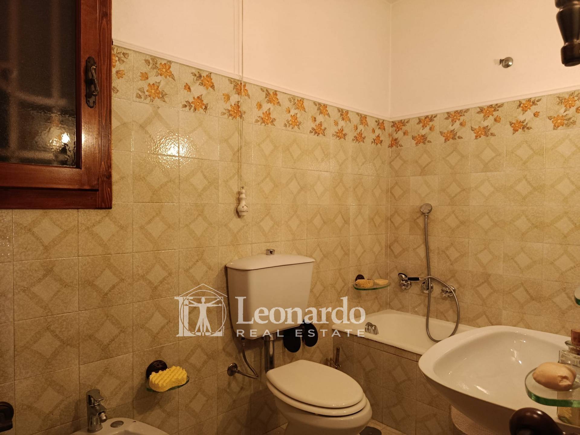 Rustico in vendita a Camaiore, Collina