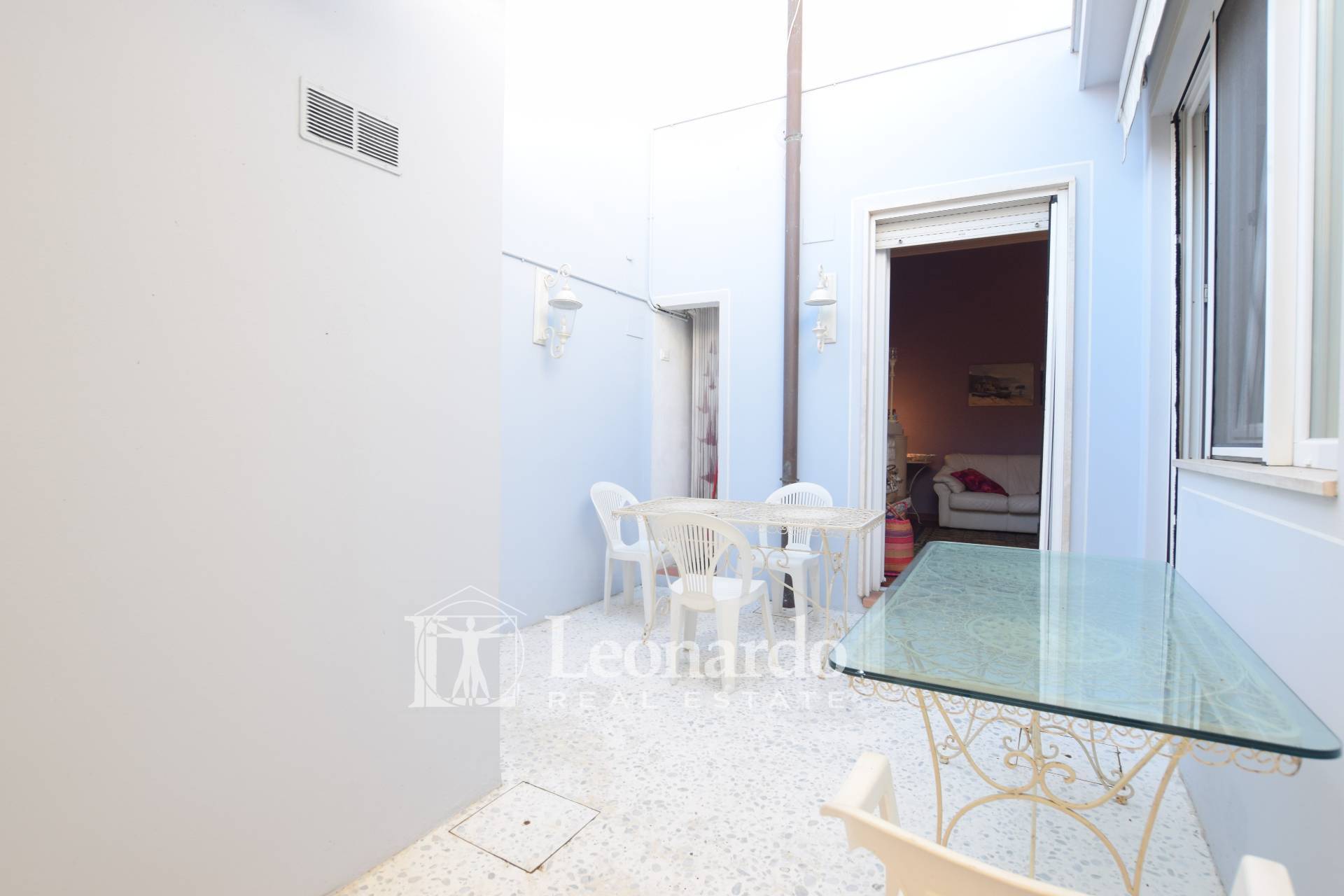 Appartamento indipendente in vendita a Viareggio, Darsena