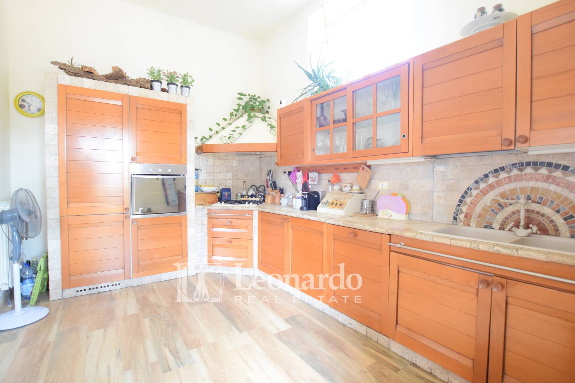 Appartamento indipendente in vendita a Viareggio, Varignano