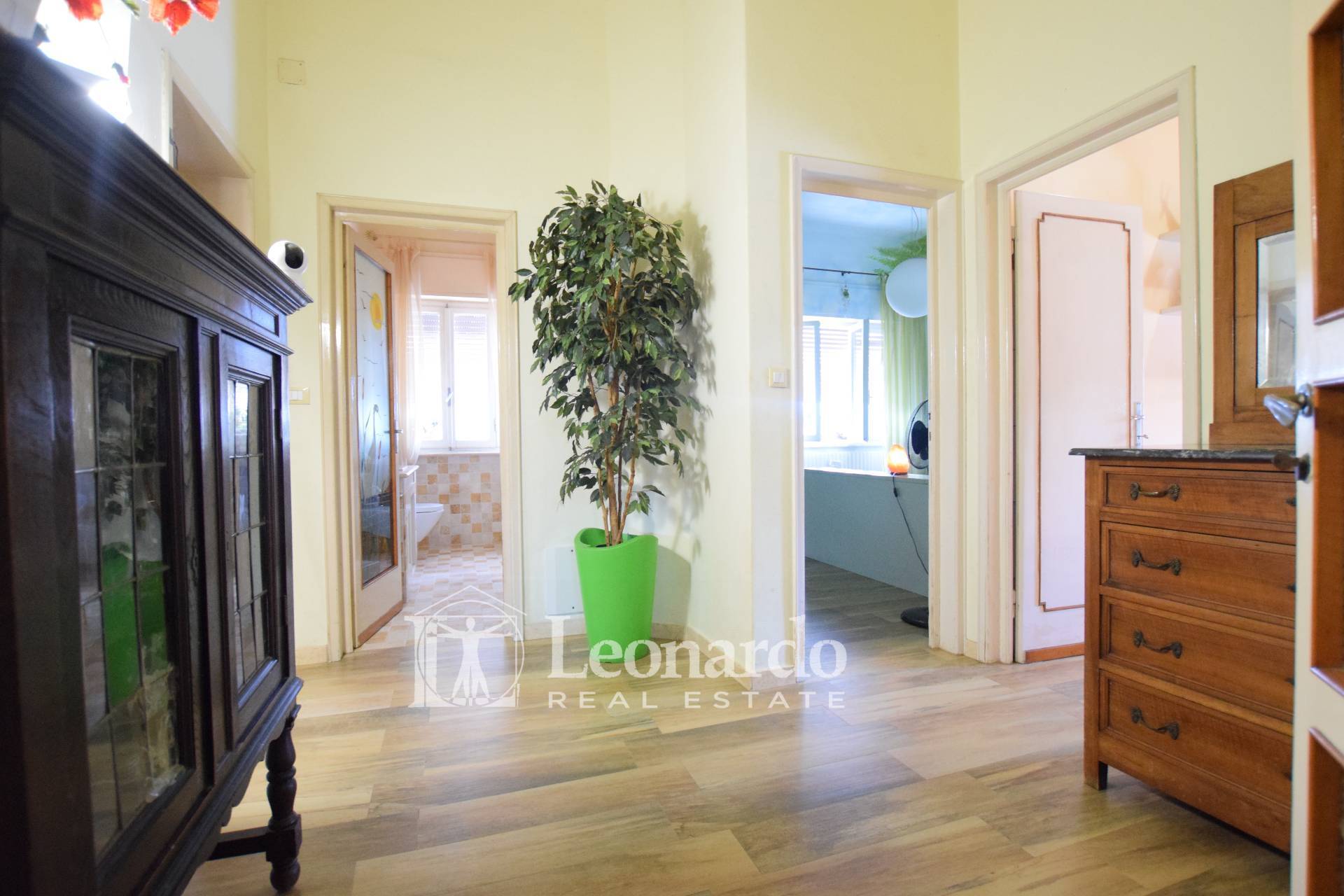 Appartamento indipendente in vendita a Viareggio, Varignano
