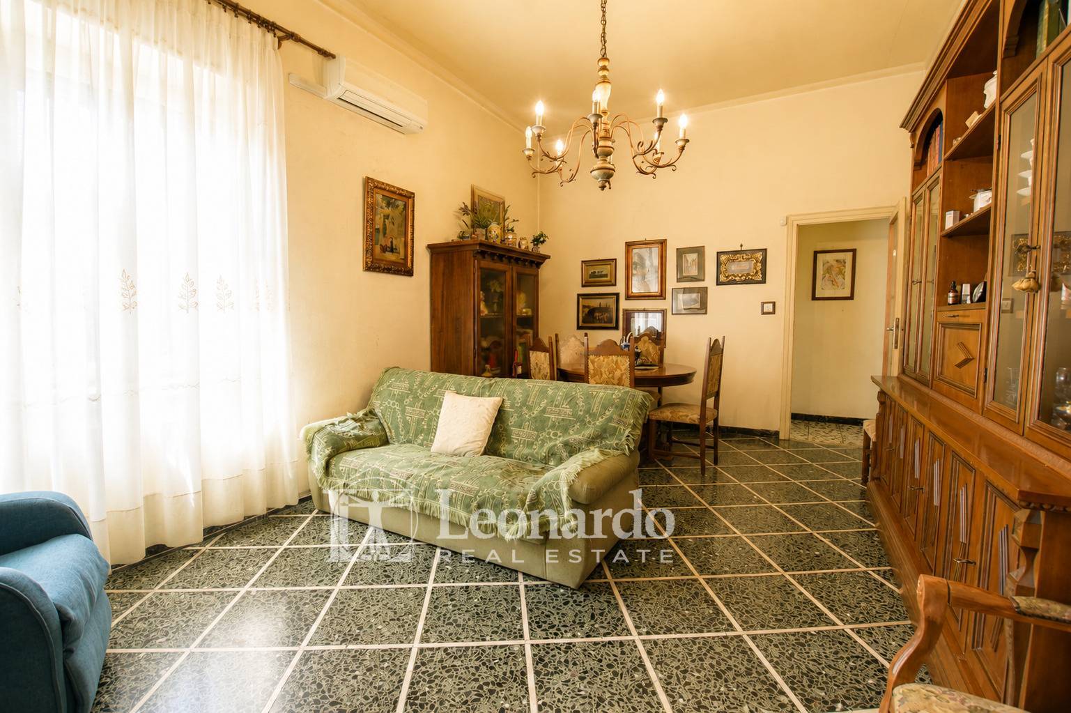Appartamento indipendente in vendita a Viareggio, Varignano