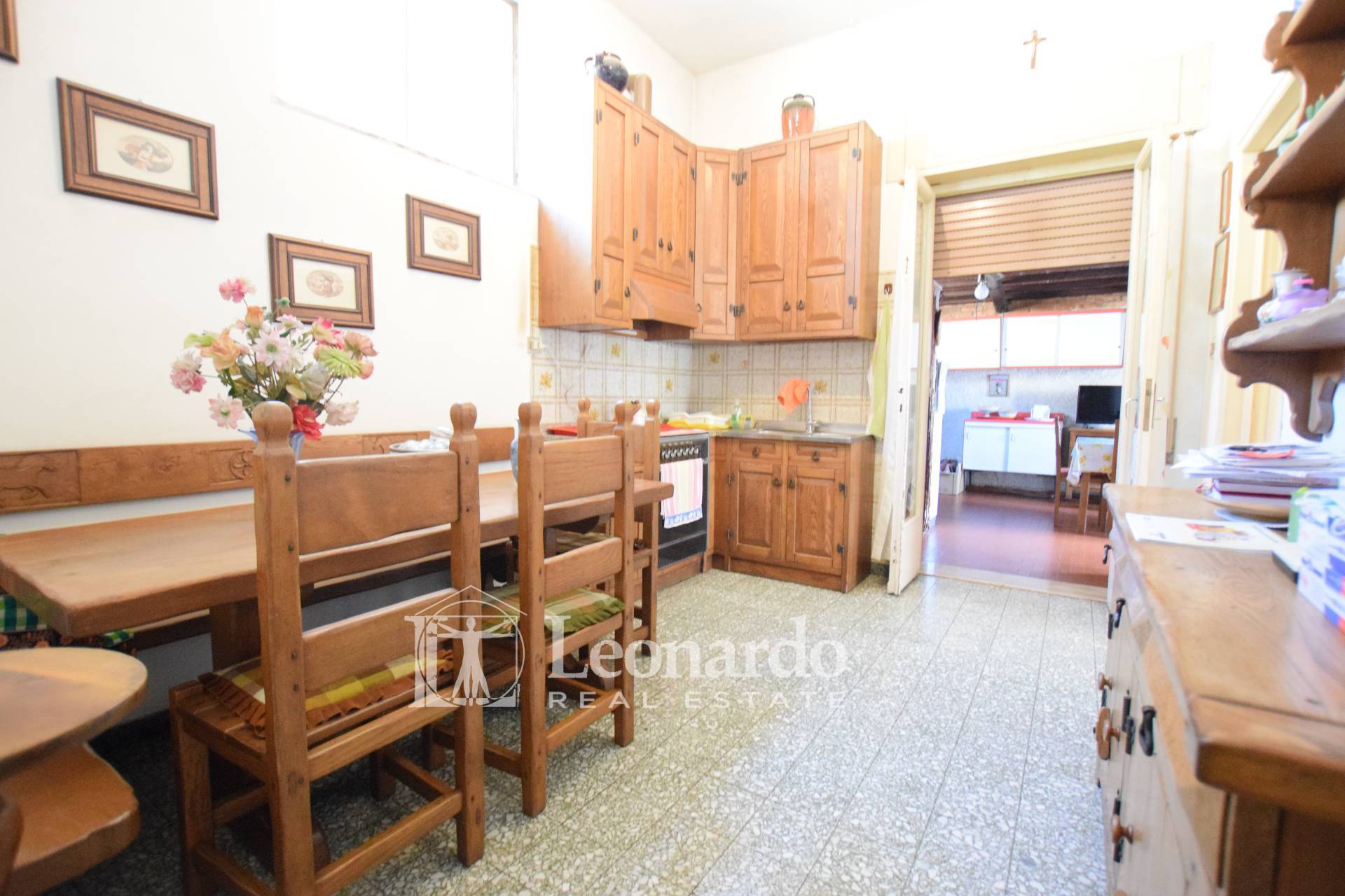 Appartamento indipendente in vendita a Viareggio, Varignano