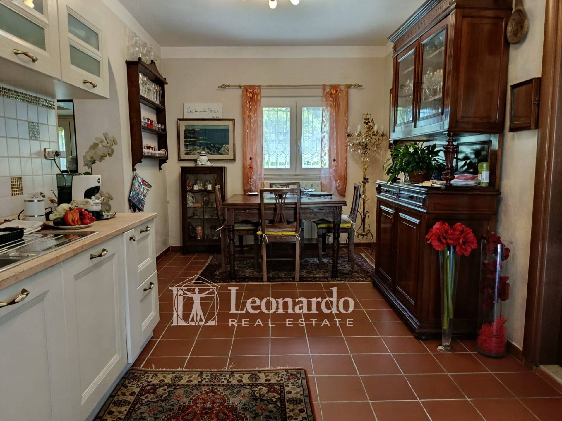 Villa in vendita a Massarosa, Bozzano