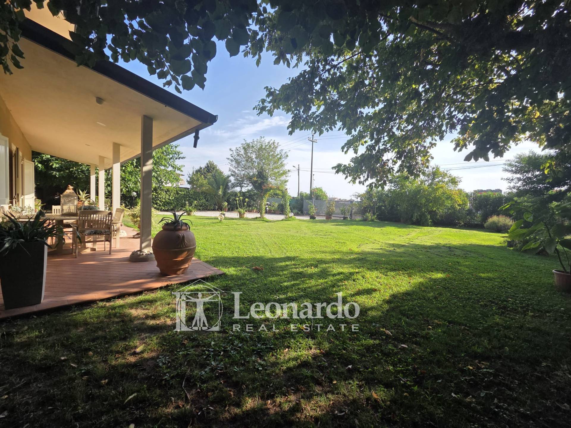 Villa in vendita a Viareggio, Torre del Lago Puccini