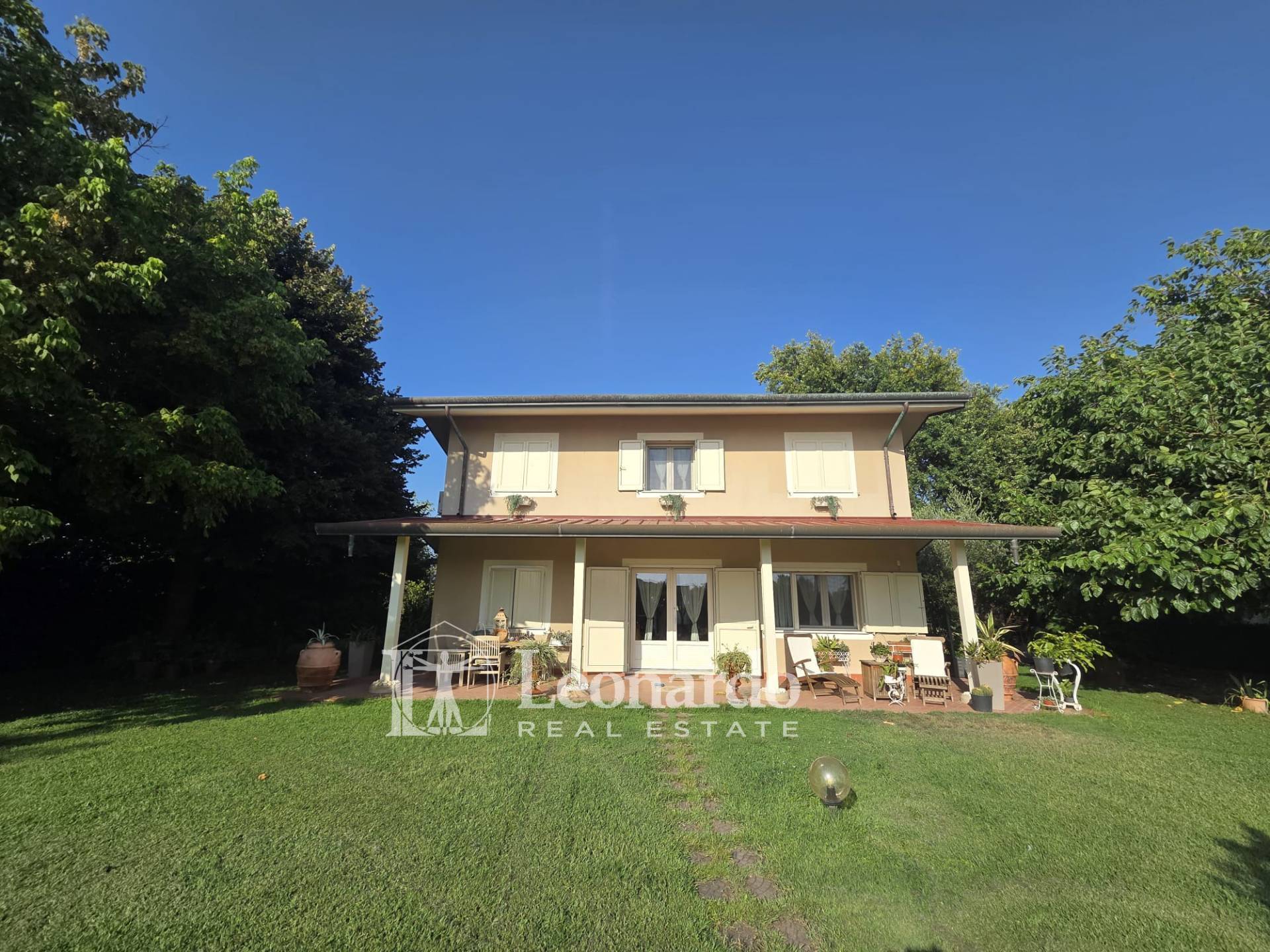 Villa in vendita a Viareggio, Torre del Lago Puccini