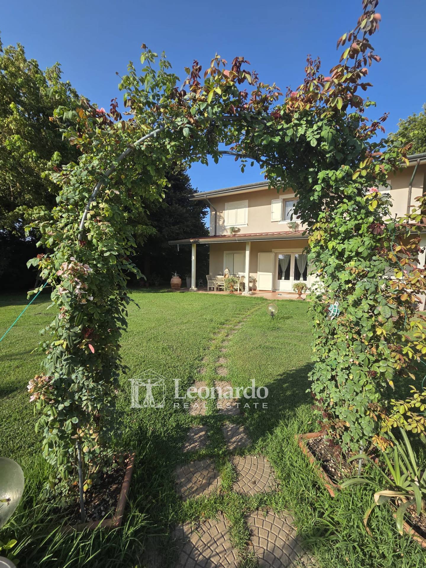 Villa in vendita a Viareggio, Torre del Lago Puccini
