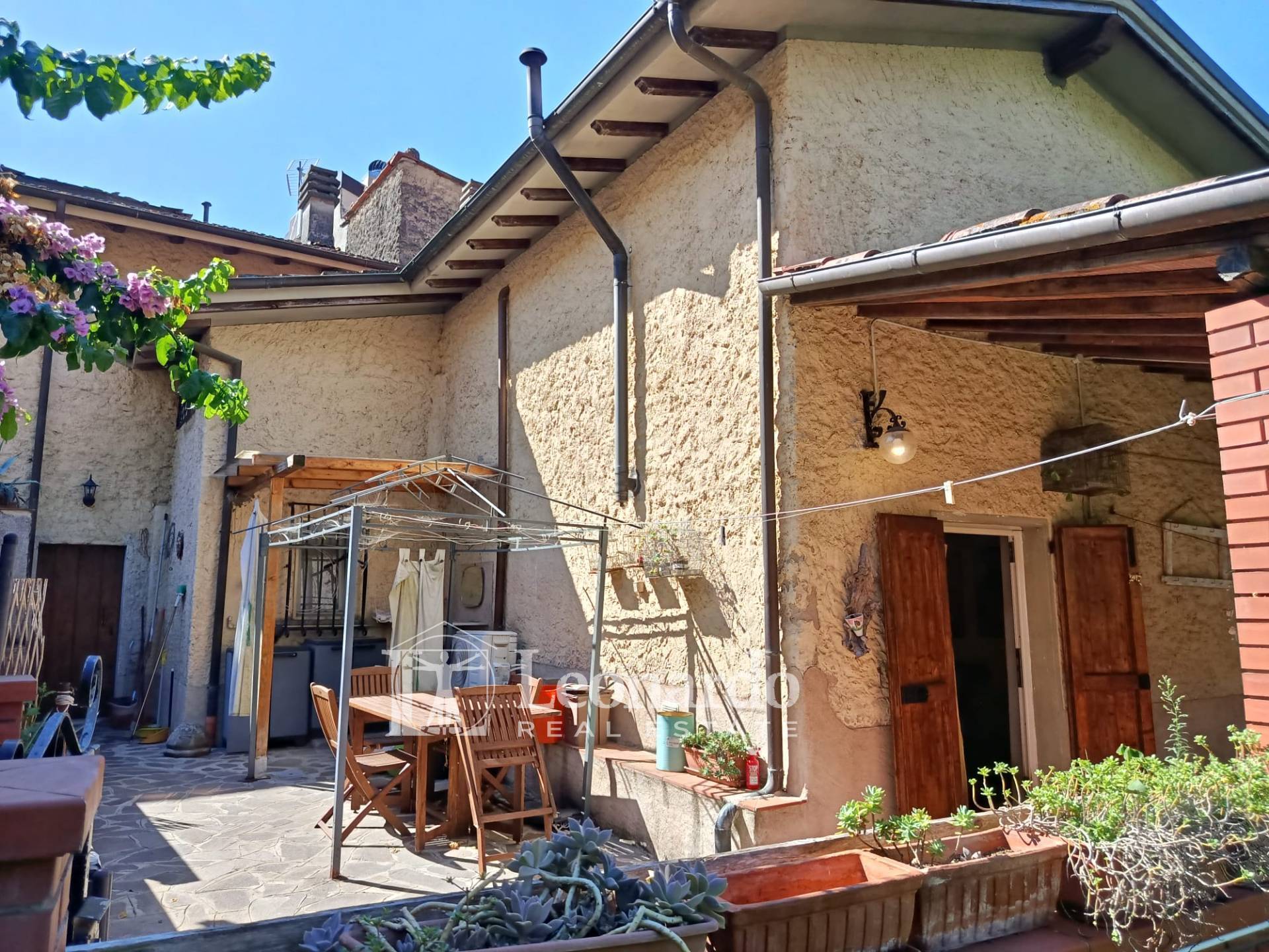 Casa indipendente in vendita a Camaiore, Collina