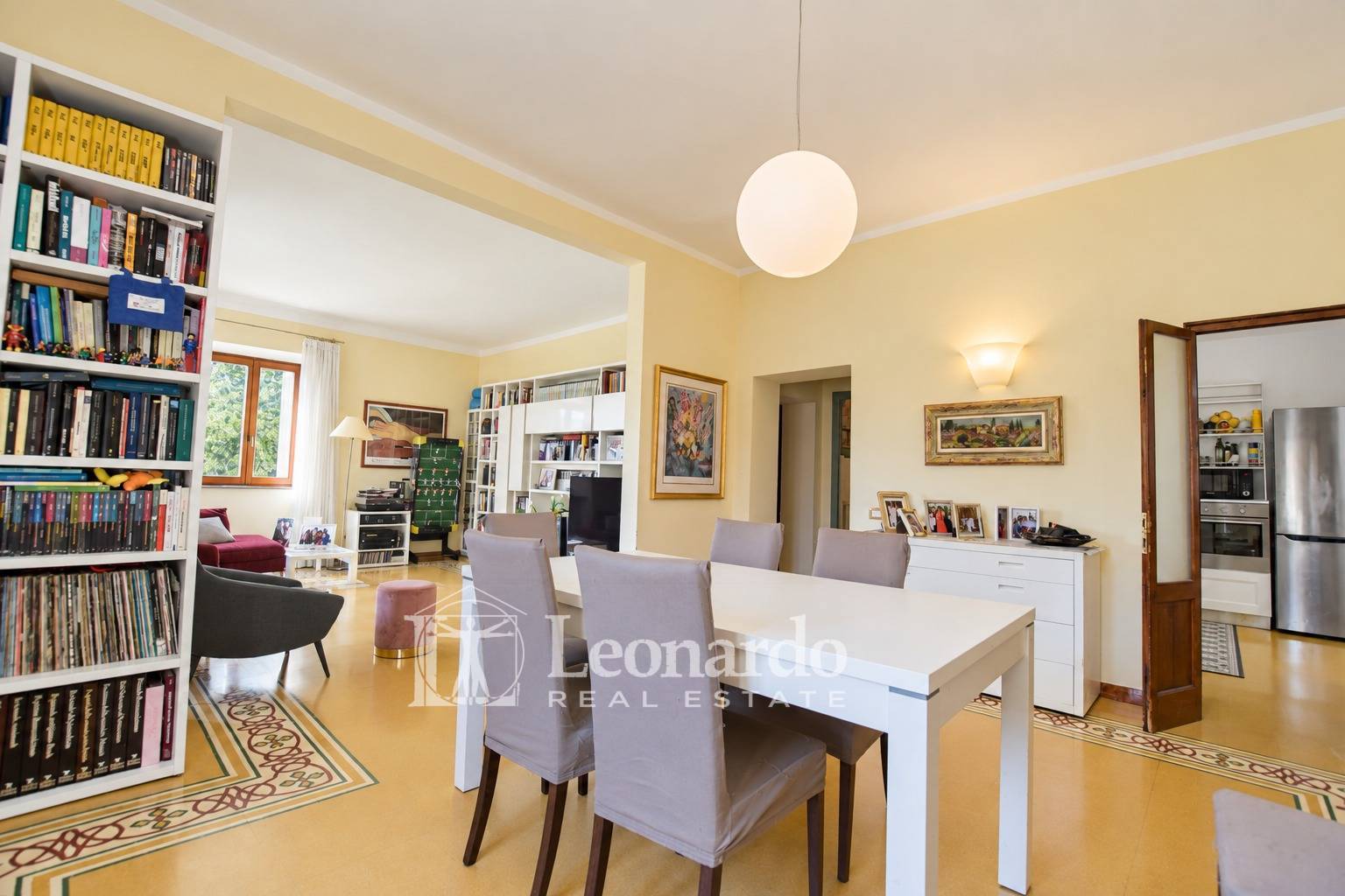 Appartamento in vendita a Viareggio, Centro