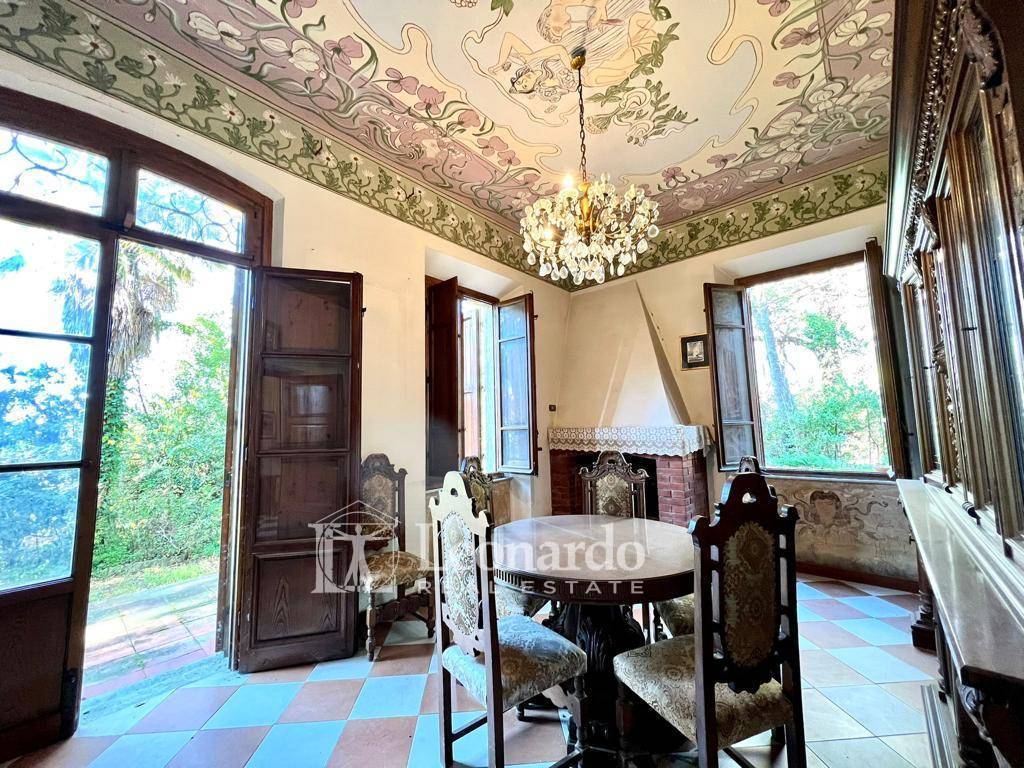 Villa in vendita a Camaiore