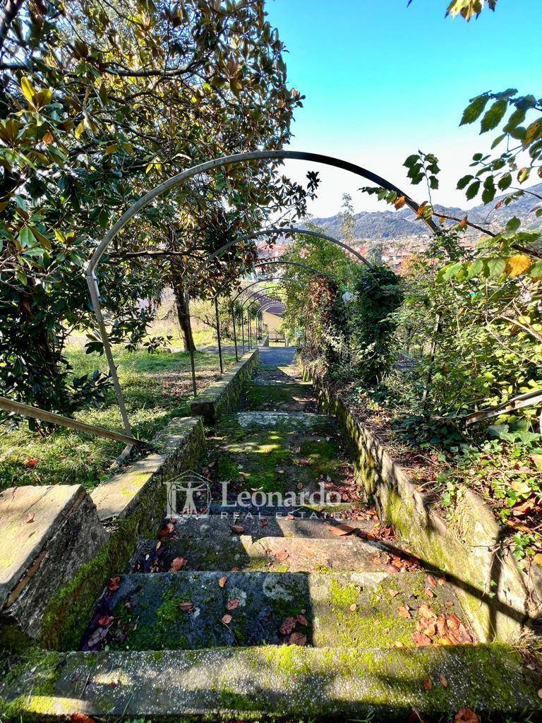 Villa in vendita a Camaiore