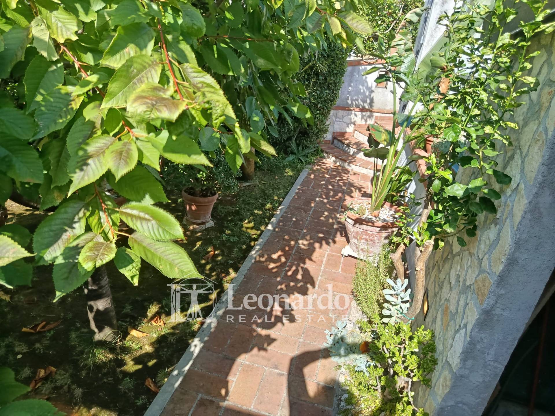Casa indipendente in vendita a Massarosa, Bozzano