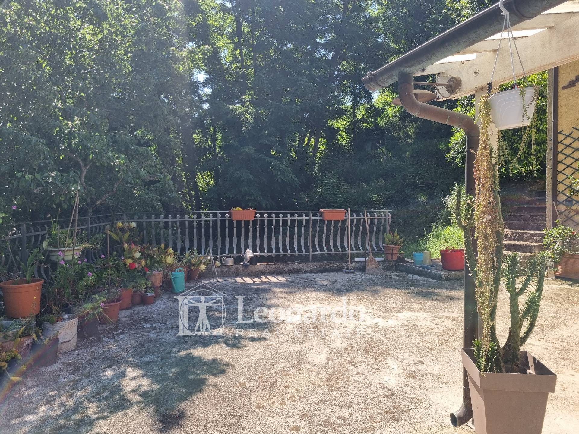 Villa in vendita a Pietrasanta, Vallecchia