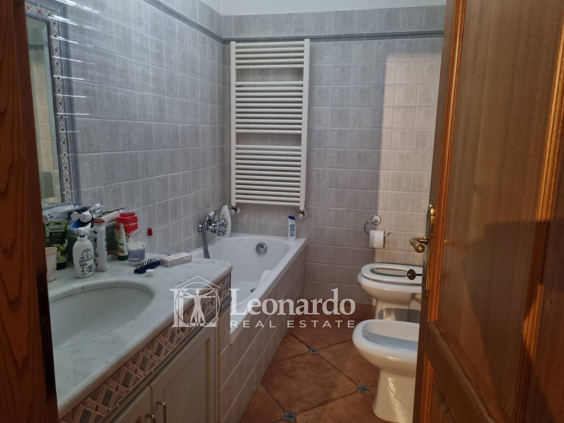 Villa in vendita a Pietrasanta, Vallecchia