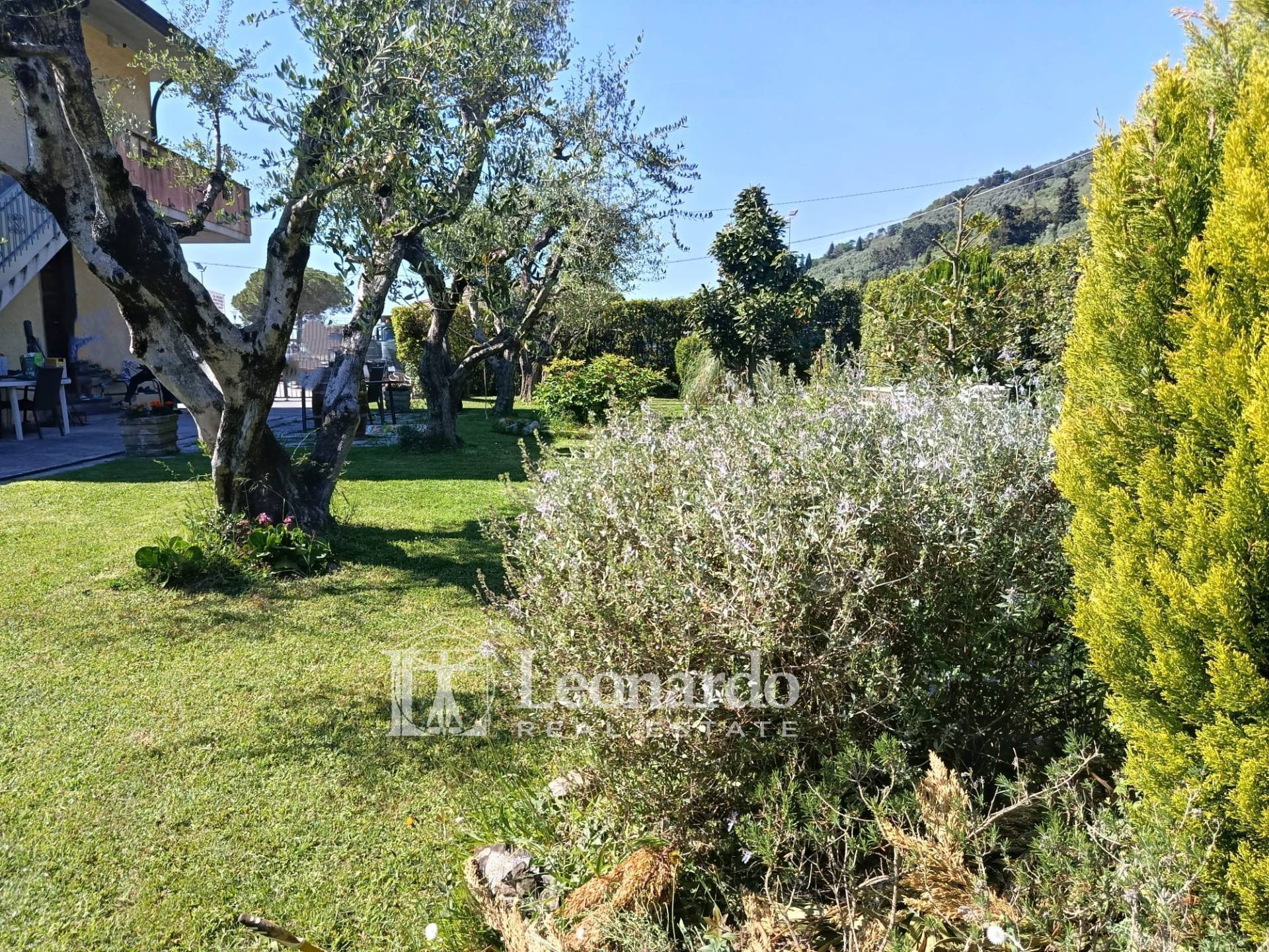 Appartamento indipendente in vendita a Massarosa, Piano di Mommio