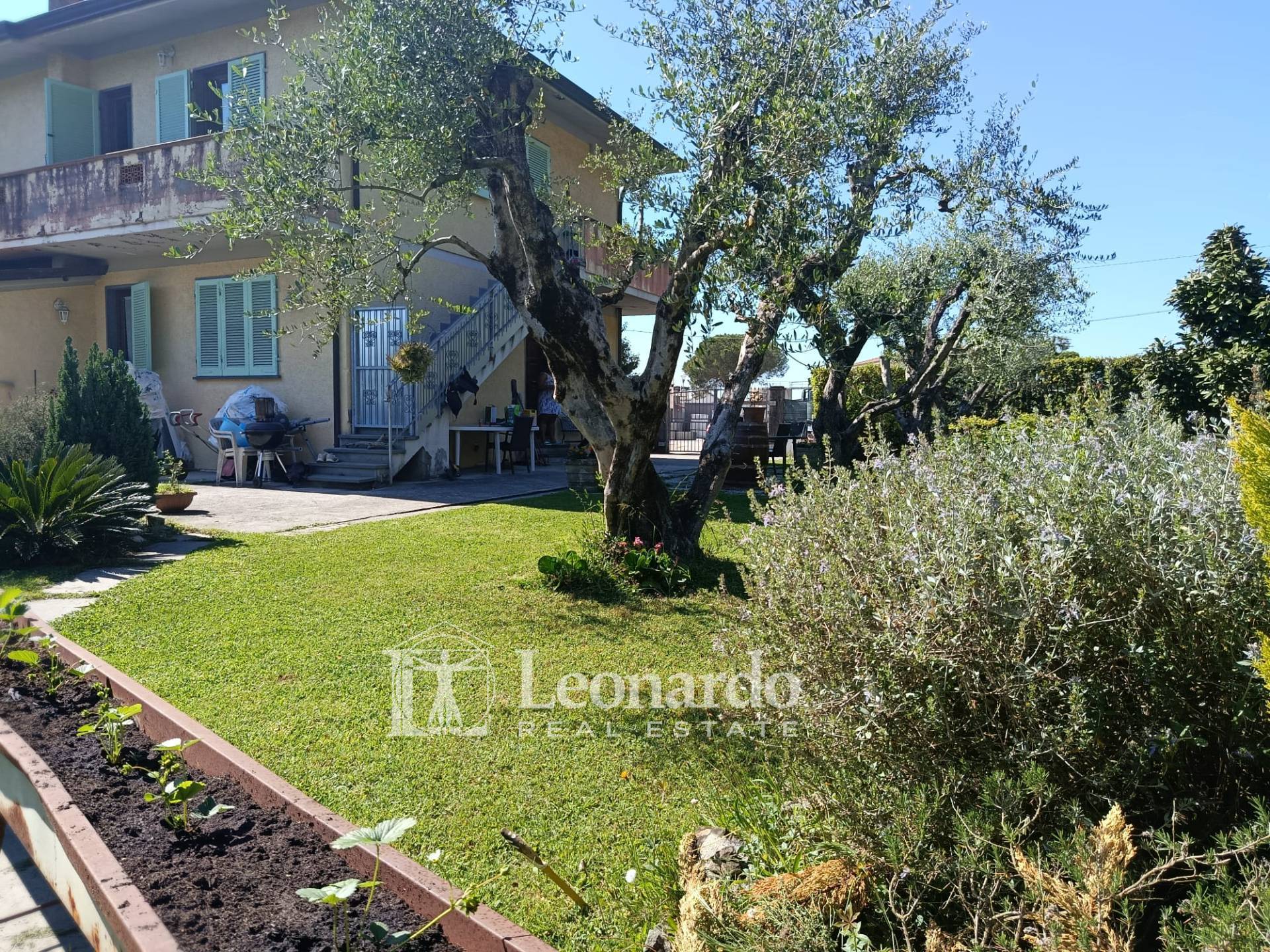 Appartamento indipendente in vendita a Massarosa, Piano di Mommio