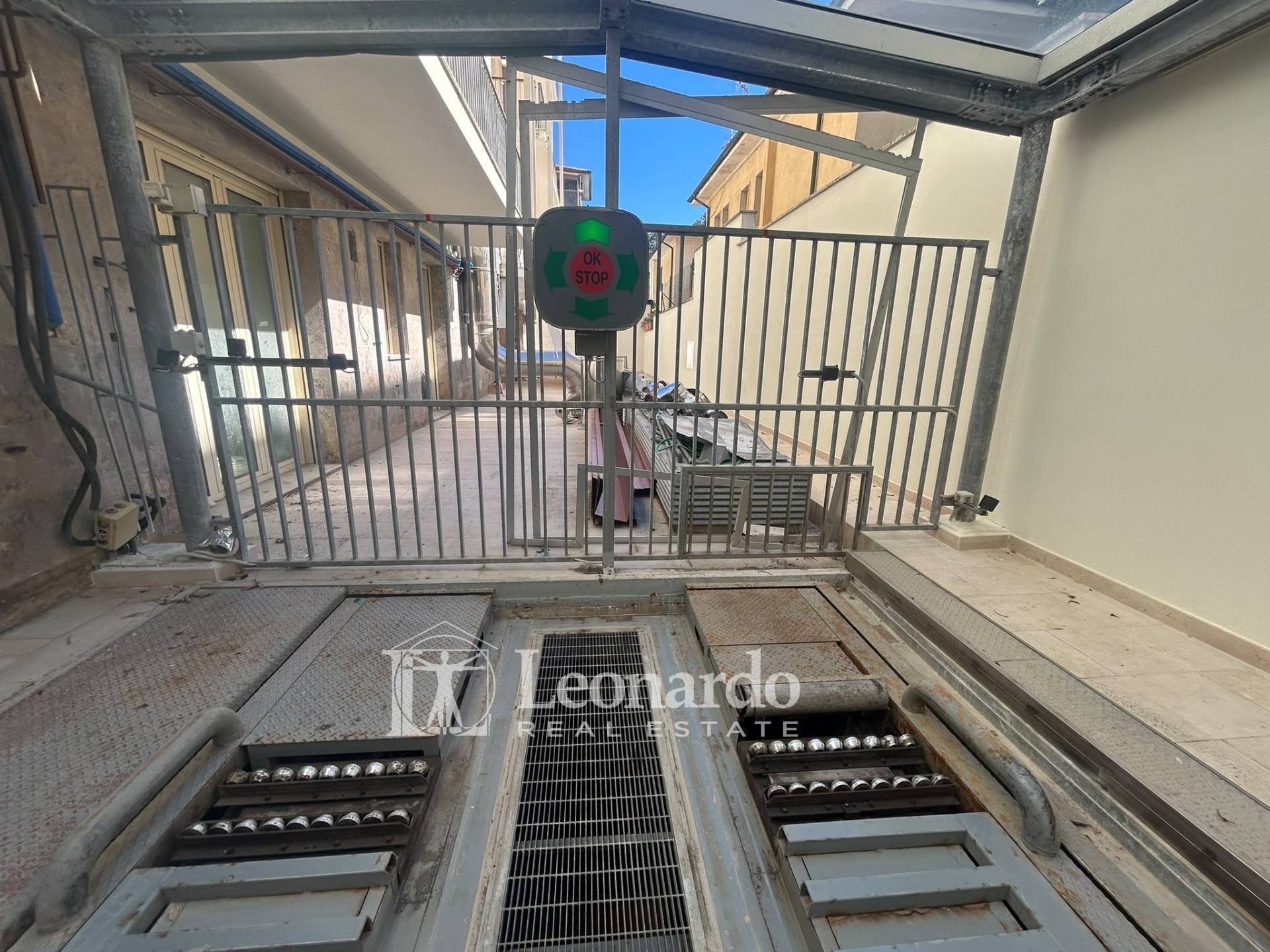 posto auto in vendita a Viareggio, Lungomare