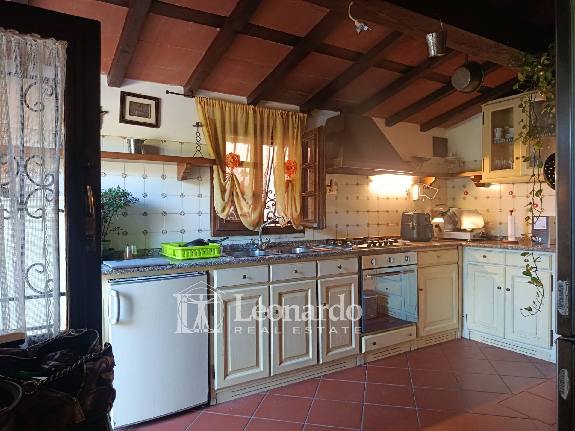 Rustico in vendita a Camaiore, Capezzano Pianore