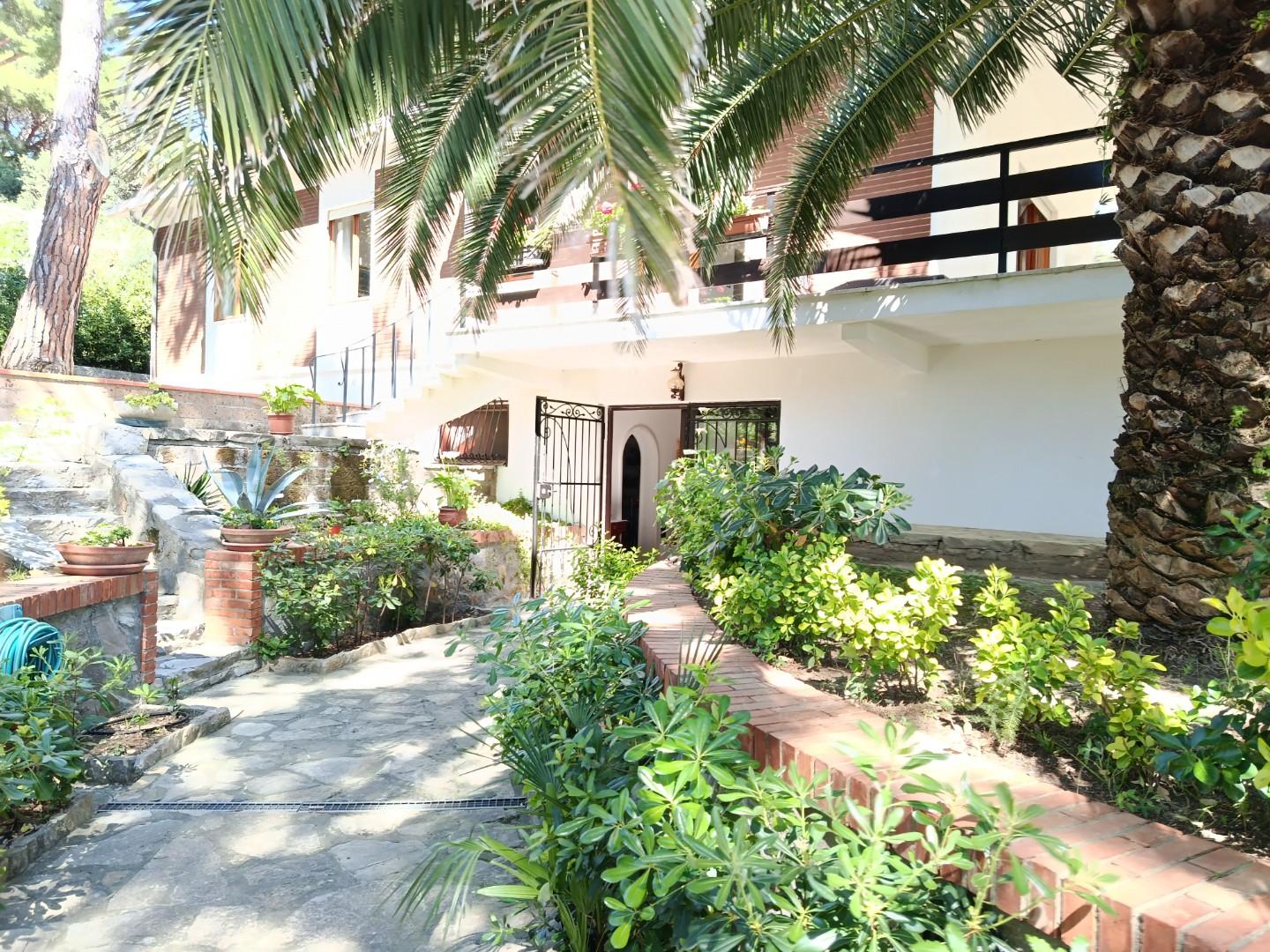 Villa in vendita, Livorno quercianella