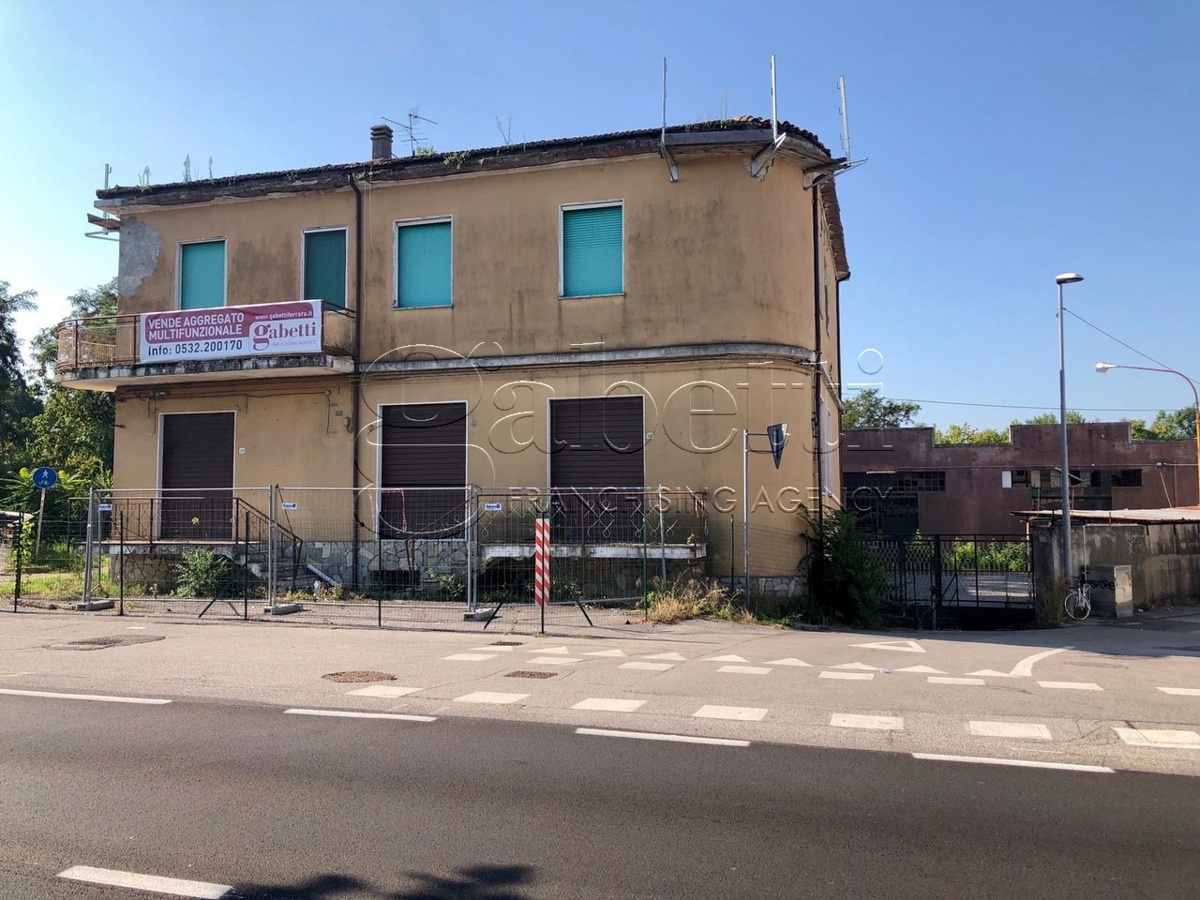 Stabile/Palazzo in vendita a Ferrara