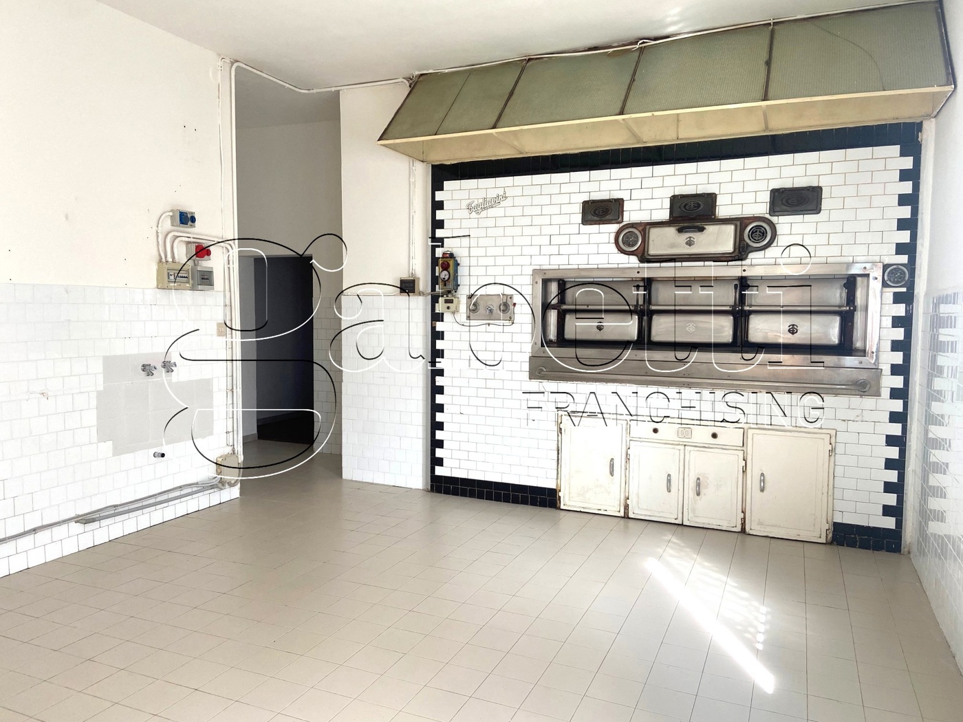 Negozio in vendita a Ferrara