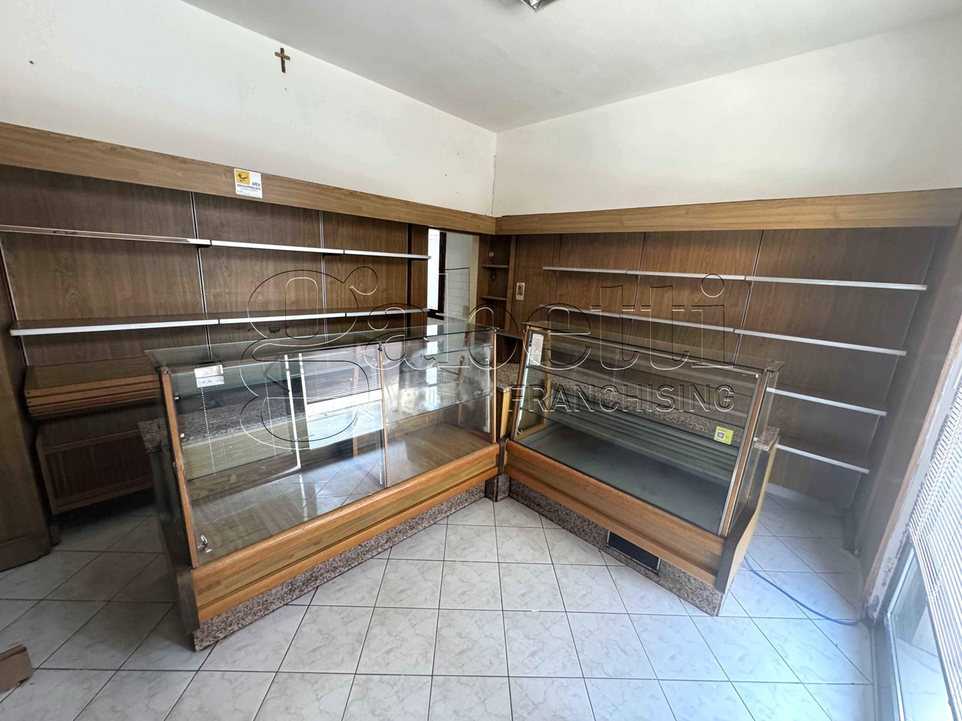 Negozio in vendita a Ferrara