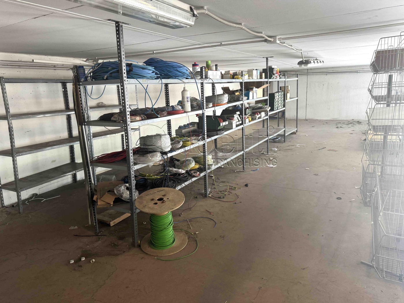 Capannone in vendita a Ferrara