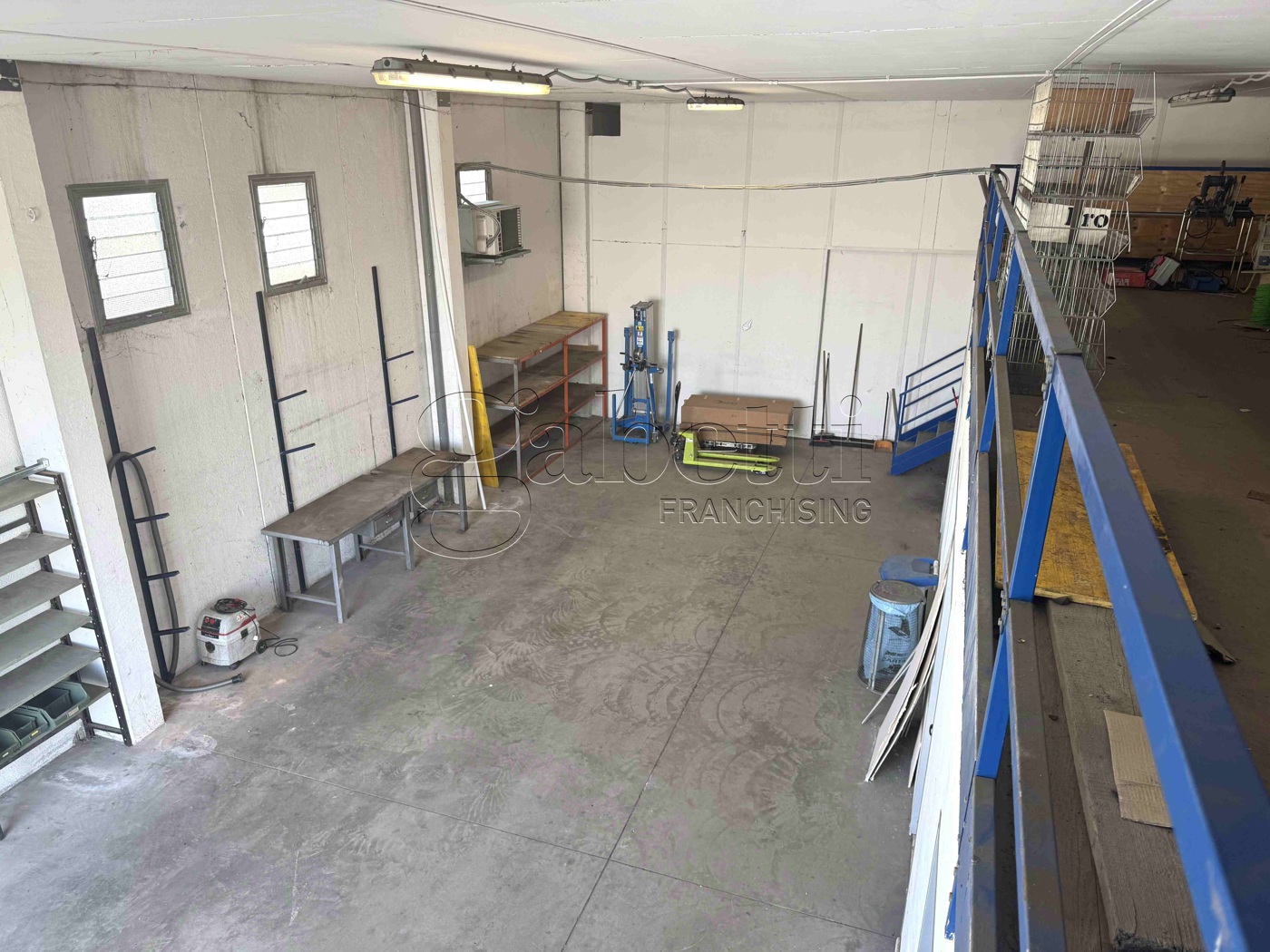 Capannone in vendita a Ferrara