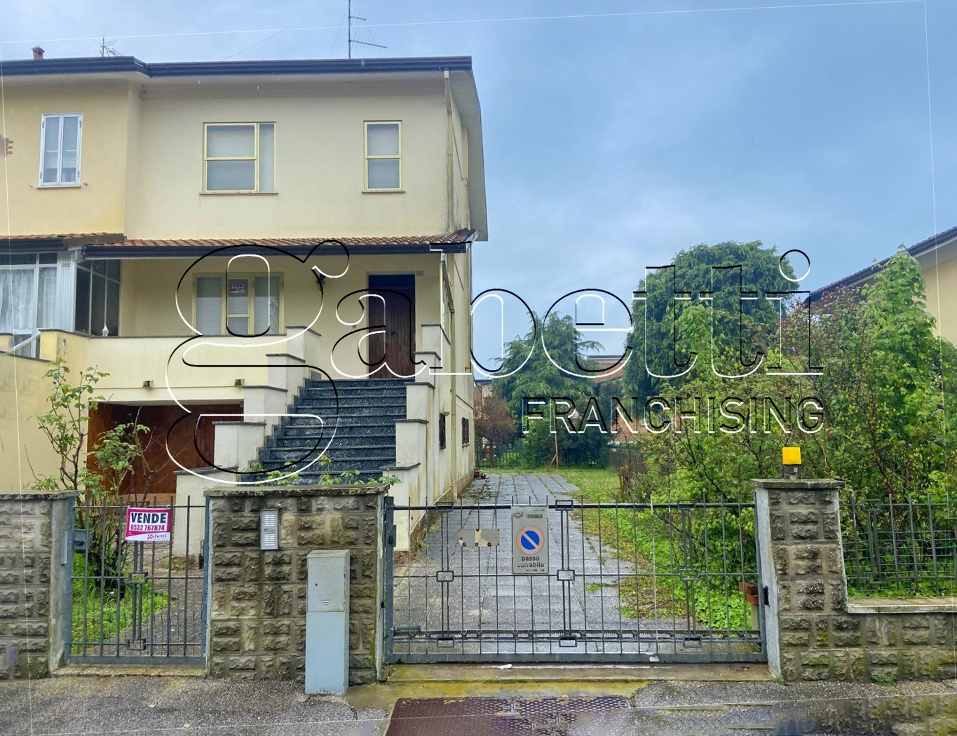 Casa indipendente con giardino a Tresignana