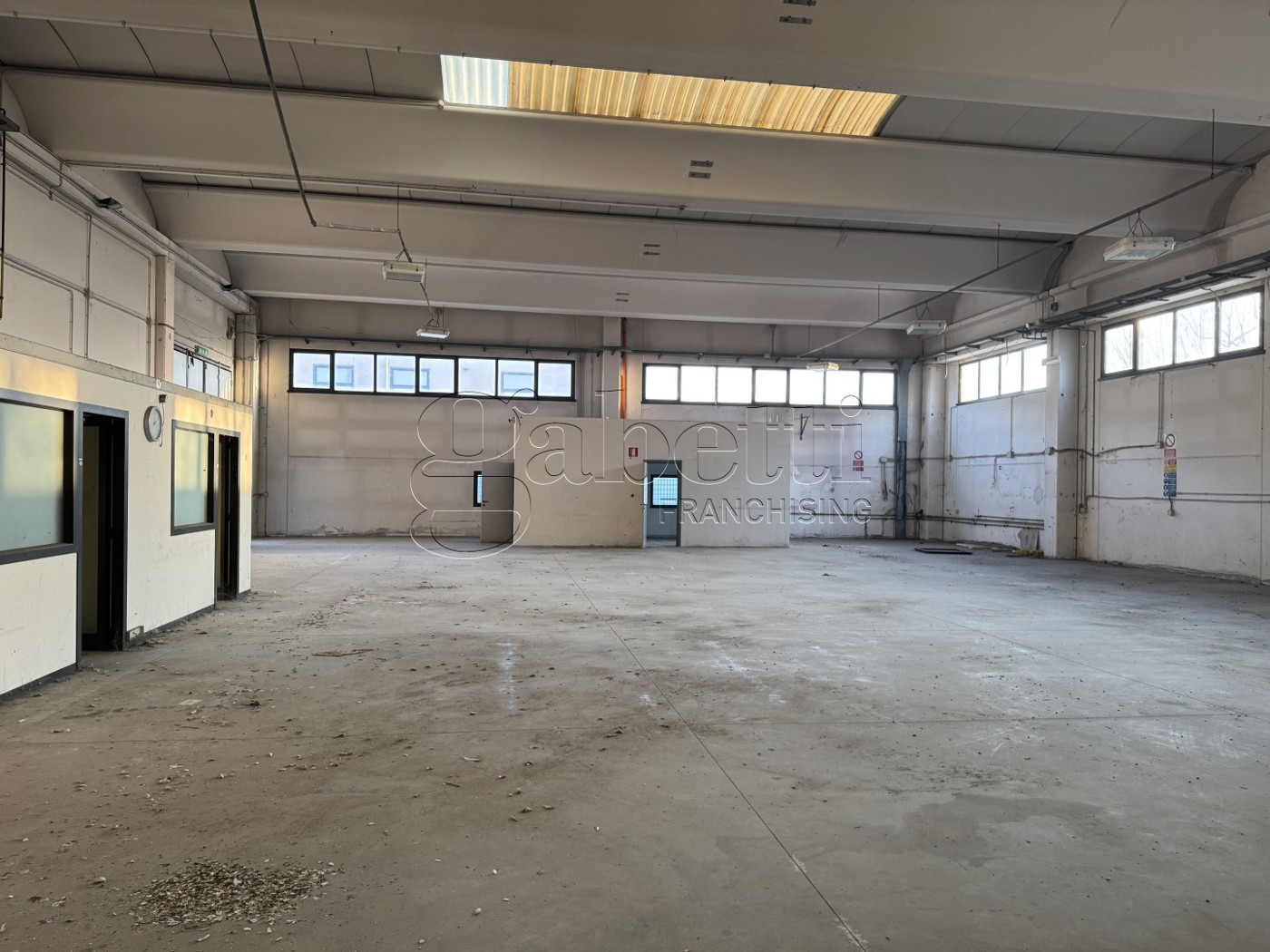 Capannone in vendita a Ferrara