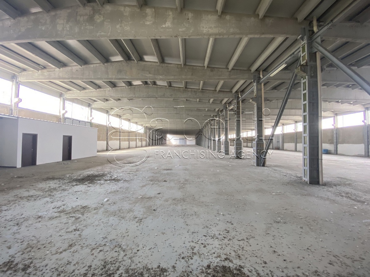 Capannone in vendita a Terre del Reno