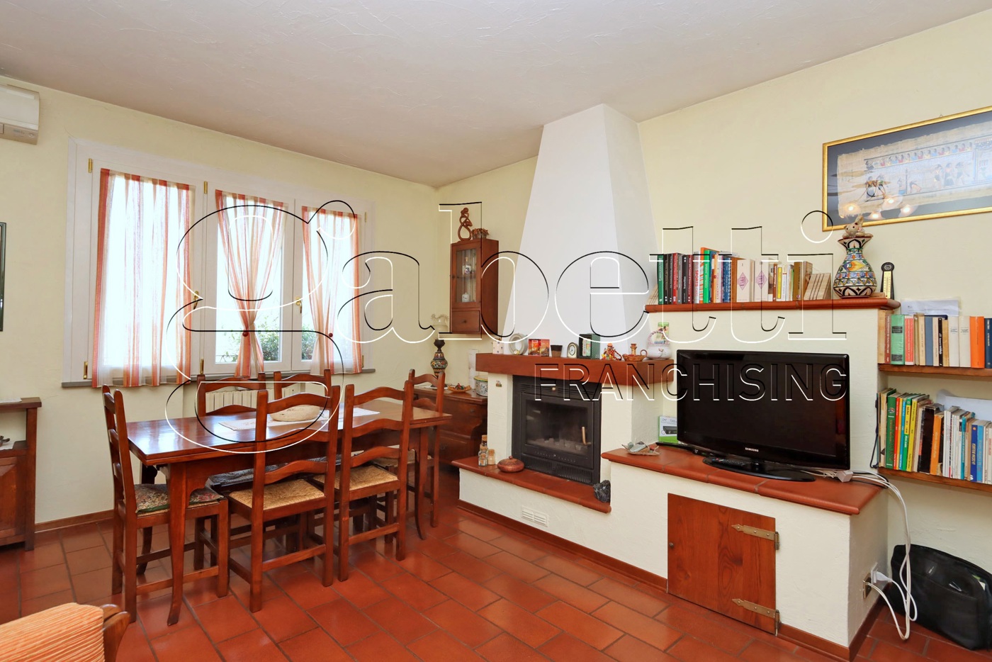 Casa indipendente con giardino a Ostellato