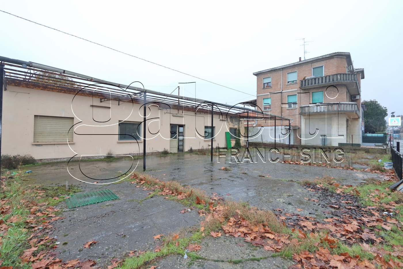 Negozio in vendita a Ferrara