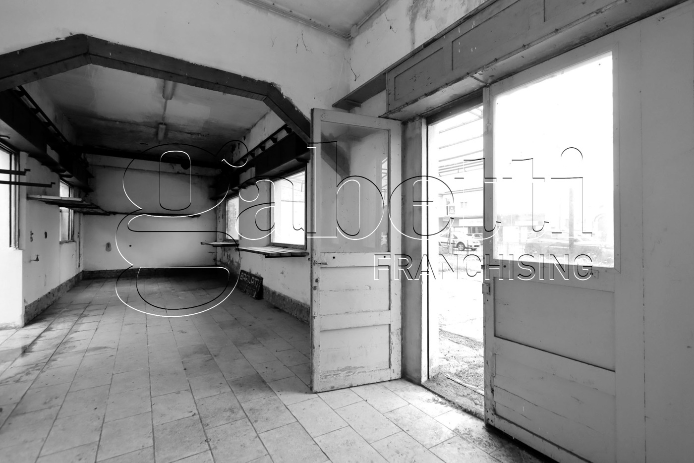 Negozio in vendita a Ferrara