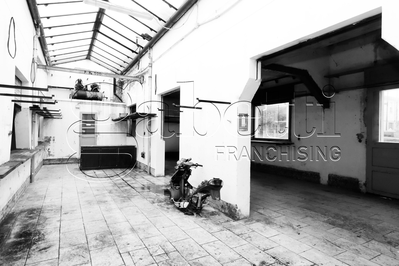 Negozio in vendita a Ferrara