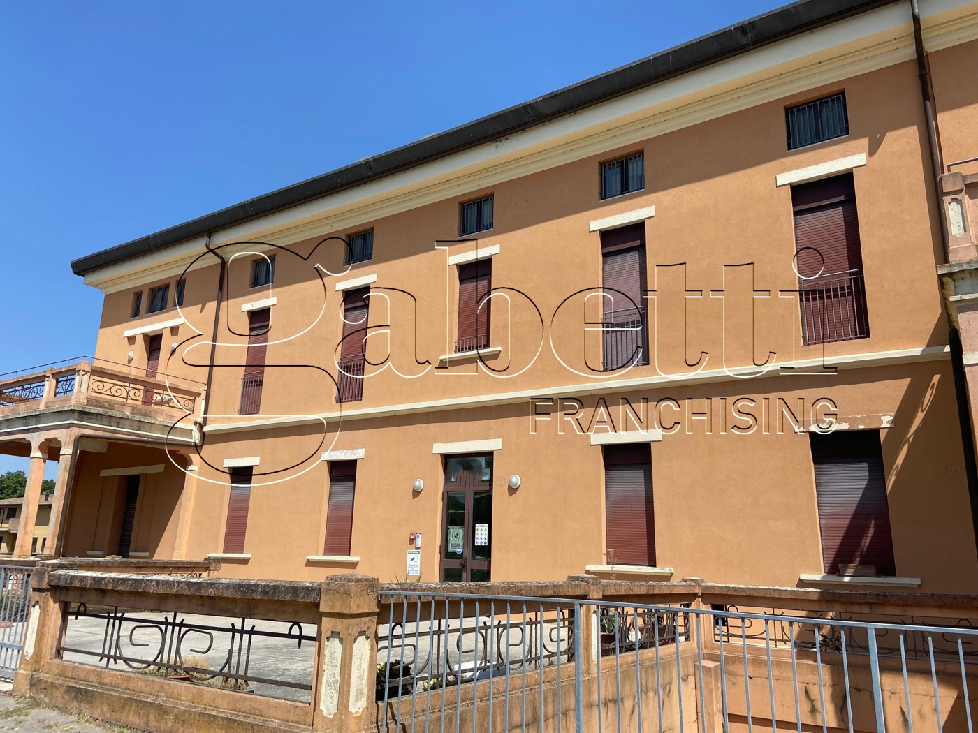 Attivit� commerciale Albergo in vendita a Jolanda di Savoia