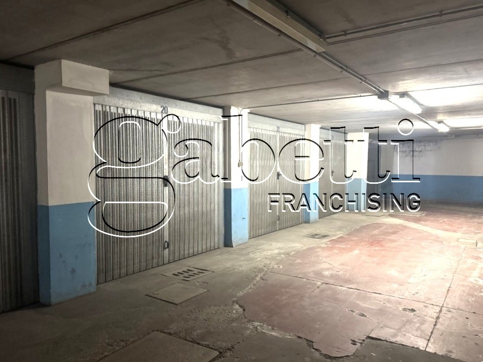 Box/Garage 28mq in vendita a Ferrara