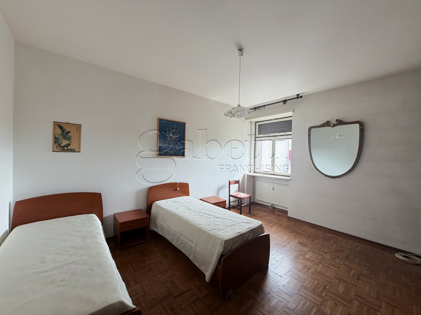 Quadrilocale da ristrutturare a Ferrara
