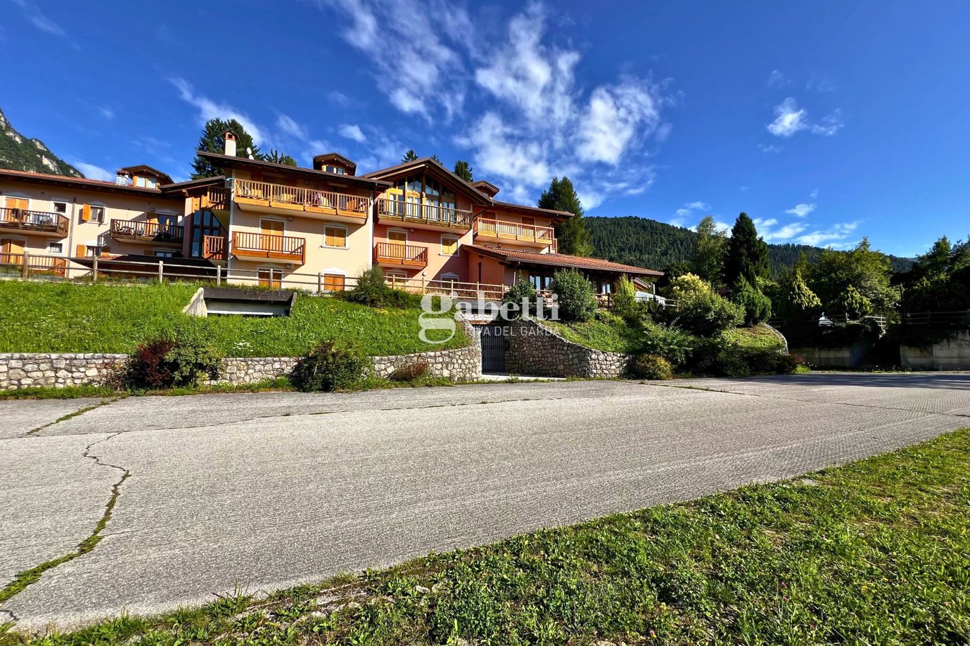 Stabile/Palazzo in vendita a Bleggio Superiore