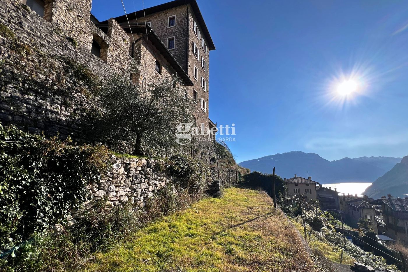 Trilocale con giardino a Tenno